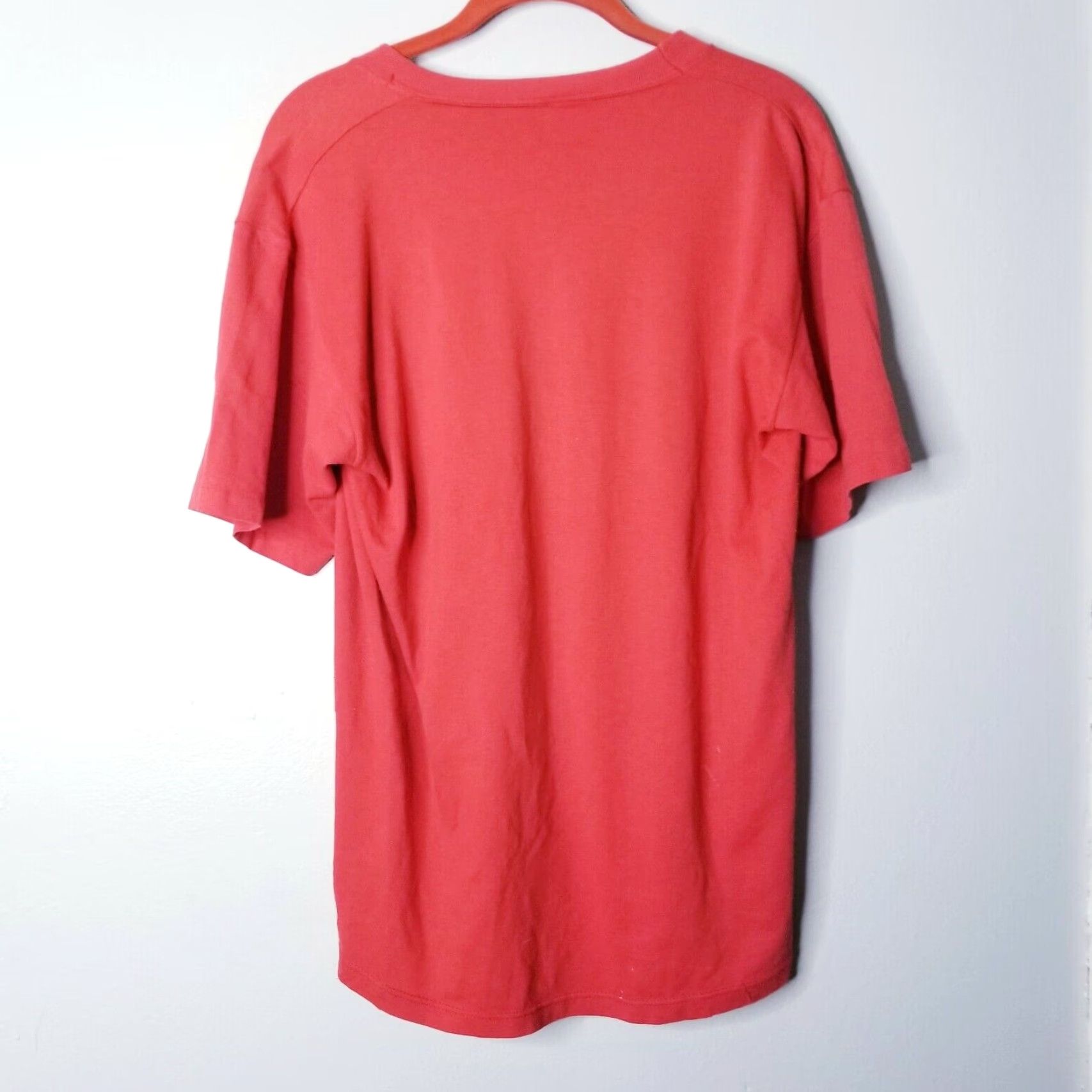 Vintage VINTAGE 1970s Size L Red Hearts Polk T Shirt Single Stitch Wolf Unisex Short Sleeve Basic Tee 50/50 Size US L / EU 52-54 / 3 - 5 Thumbnail