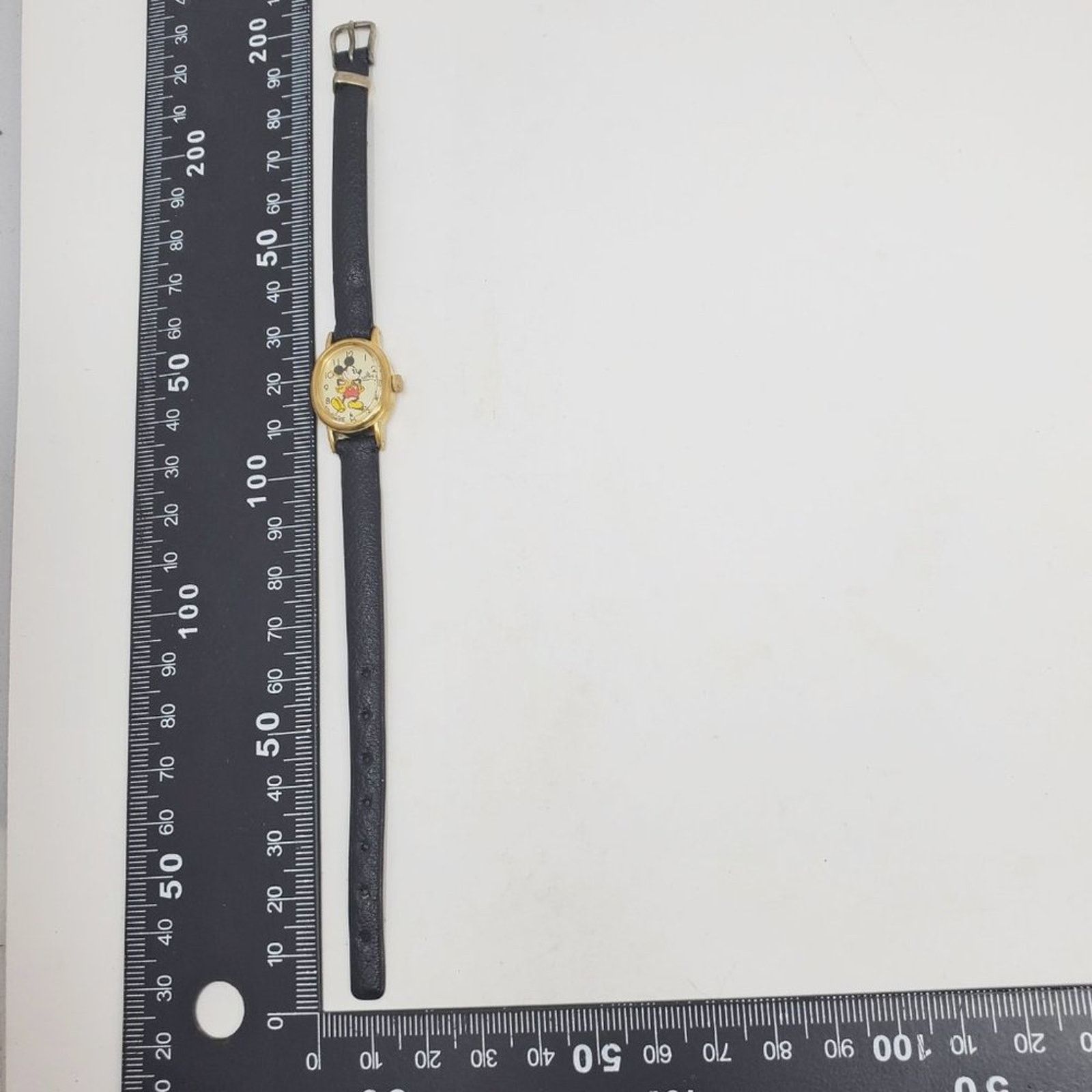 Disney Disney X Lorus Vintage Gold-Toned Mickey Mouse Oval Watch Size ONE SIZE - 13 Thumbnail