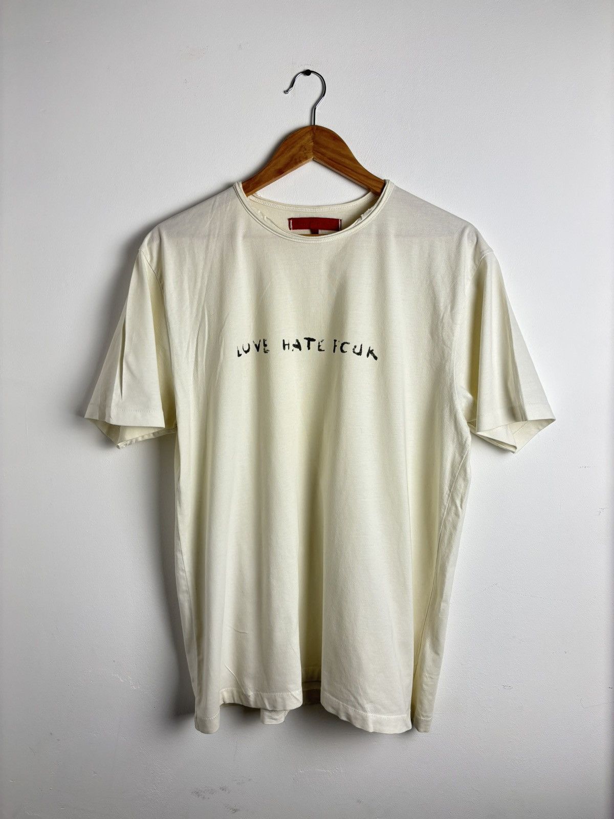 FCUK Vintage LOVE HATE FUCK Tee Size US XL / EU 56 / 4 - 1 Thumbnail