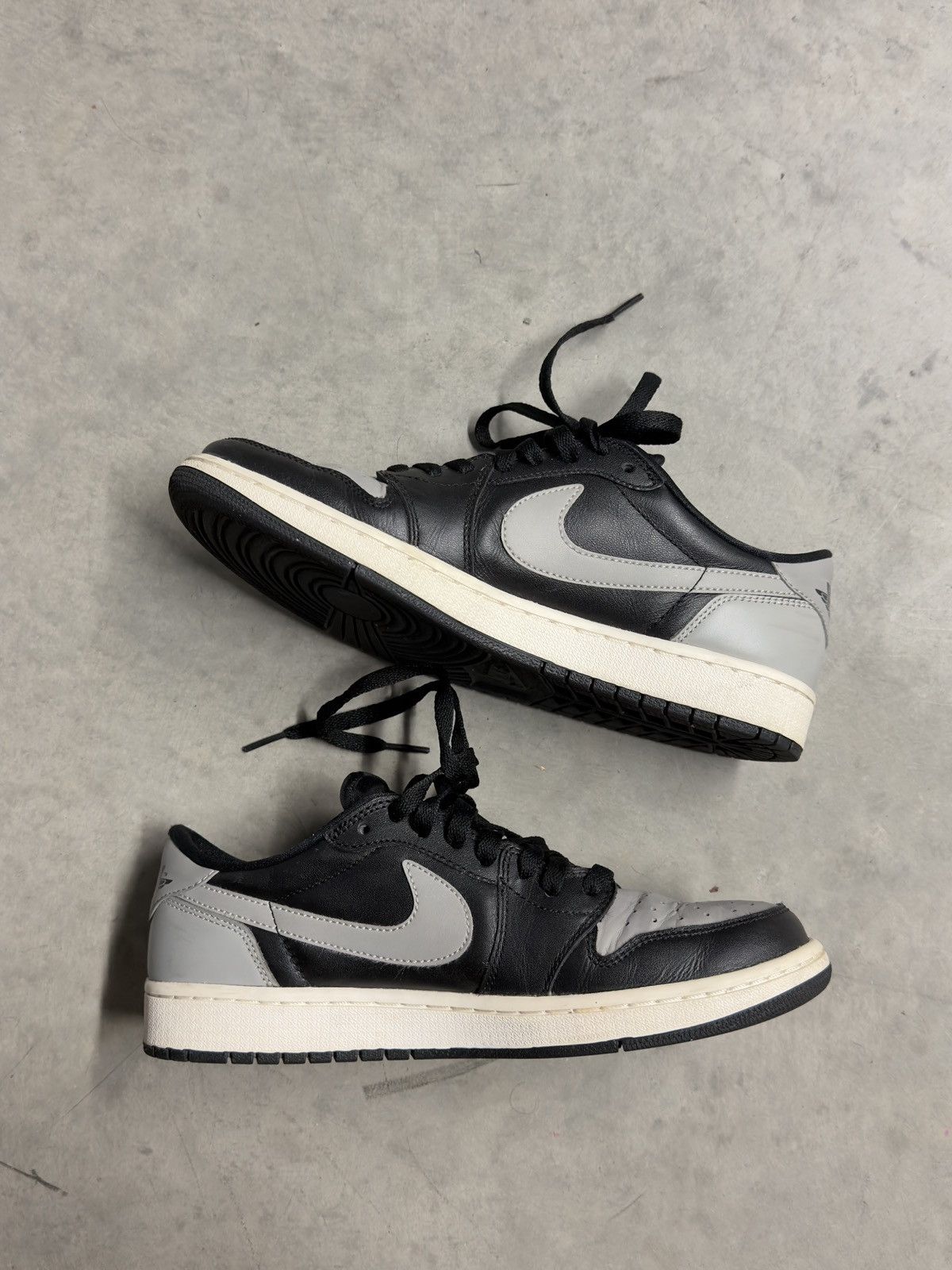 Jordan Brand Jordan 1 Retro Low Shadow (2015) Size US 8.5 / EU 41-42 - 2 Thumbnail