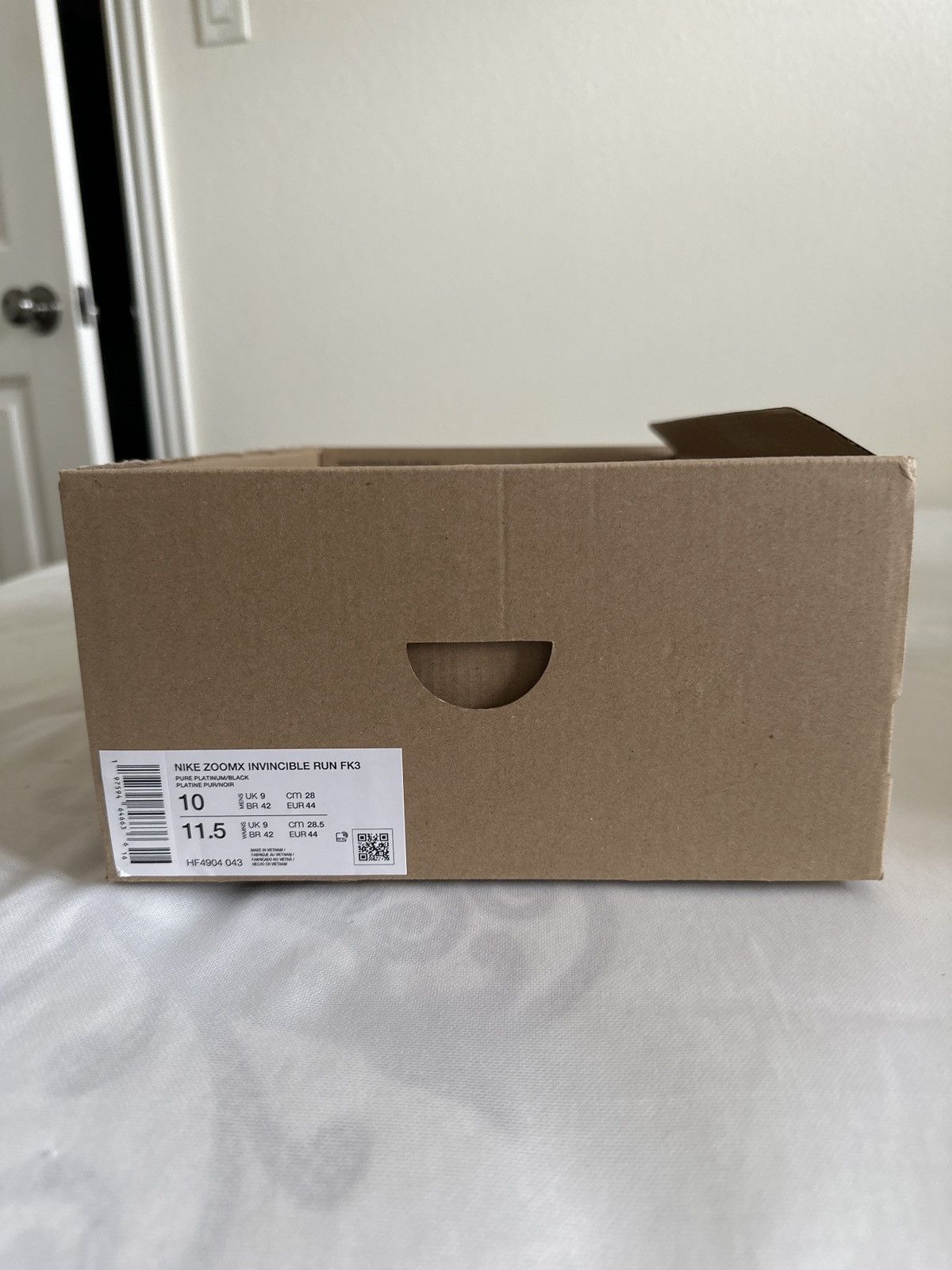 Nike Nike Invincible 3 Size US 10 / EU 43 - 2 Thumbnail