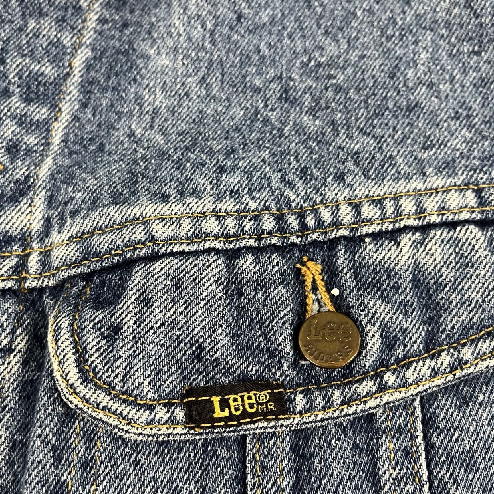 Lee VINTAGE LEE Denim Trucker Jacket Adult XL Blue "Riders" 80s Classic Workwear Mens Size US 36 / EU 52 - 7 Thumbnail