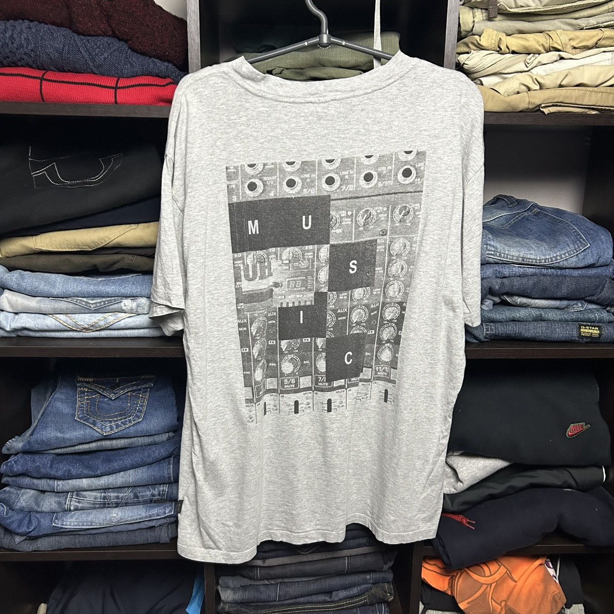 Designer Diesel Big Graphic Logo y2k streetwear tee size L