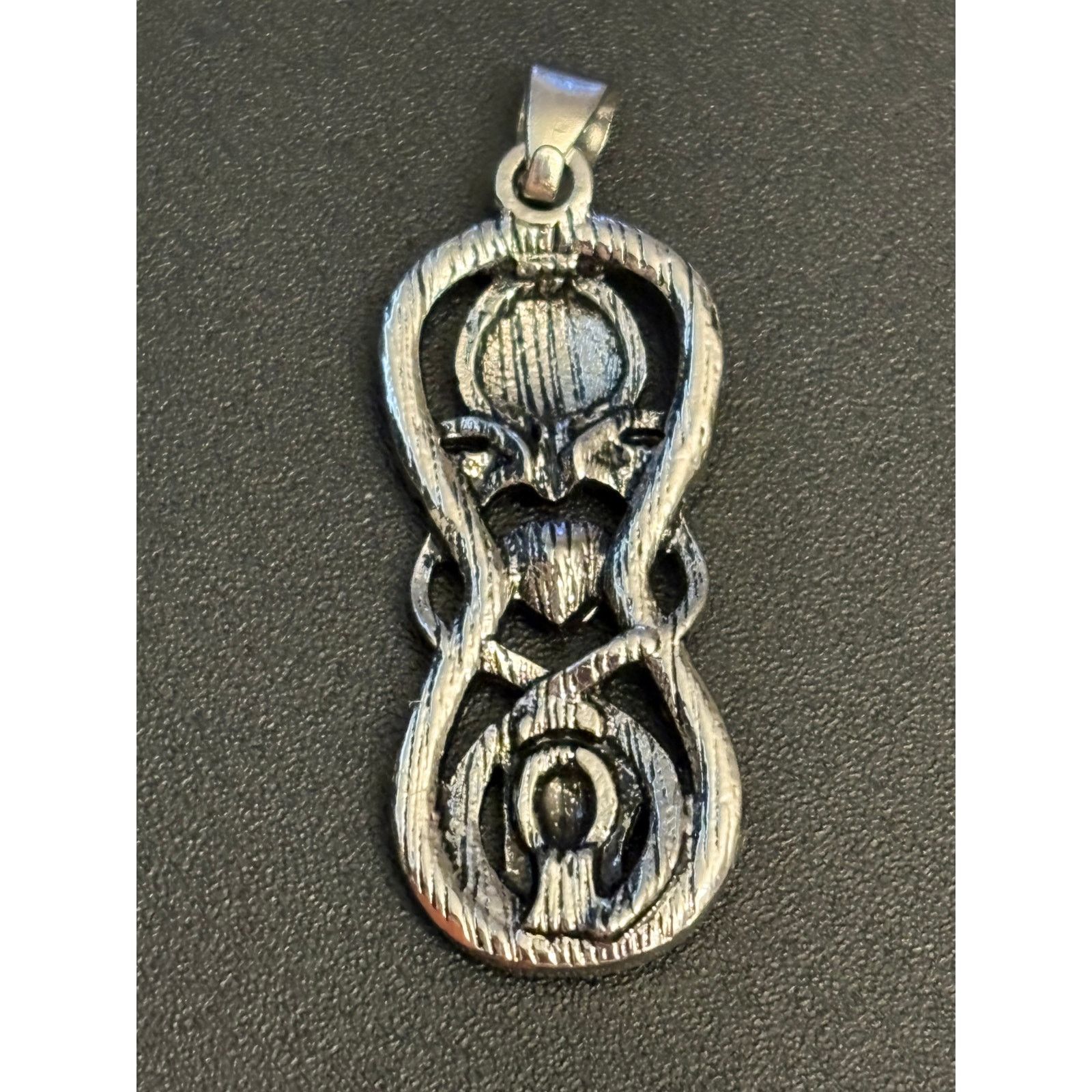 Other Vintage Halloween Gothic Skull Pendant with Red Heart Size ONE SIZE - 3 Thumbnail