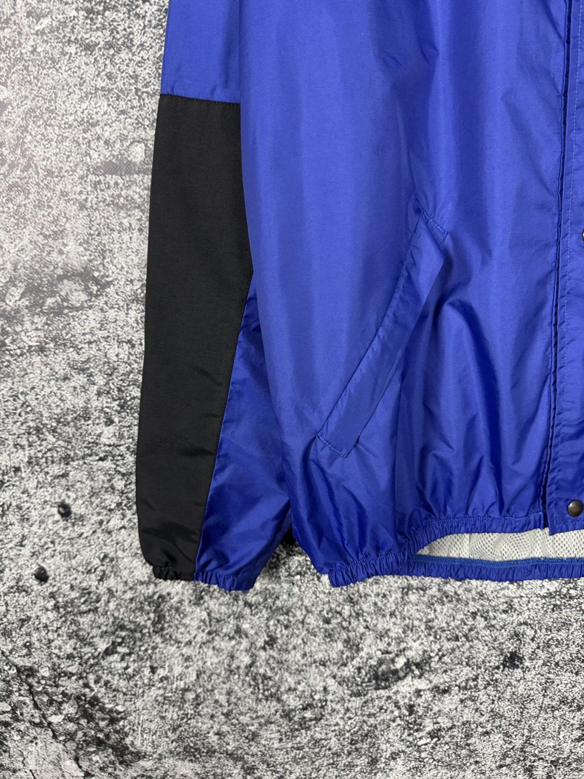 Vintage Castelli Italia Vintage Full Zip Cycling Jacket Windbreaker Size US XL / EU 56 / 4 - 4 Thumbnail