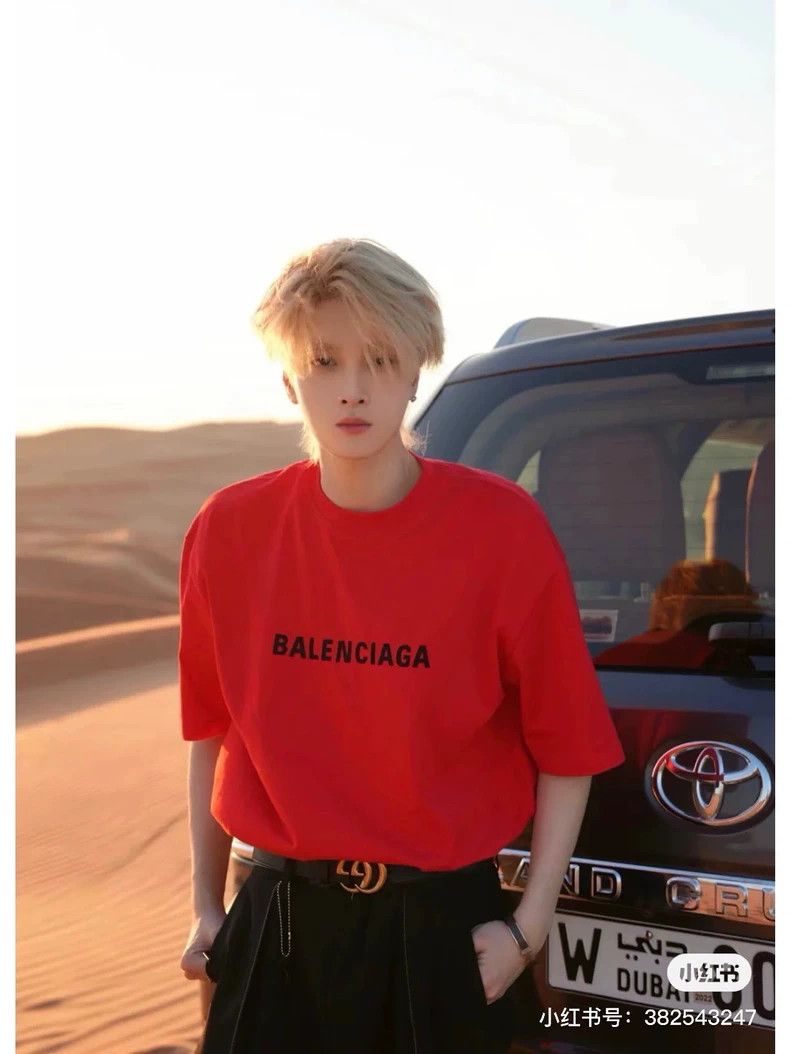 Balenciaga Balenciaga Red letter Logo short sleeve Size US M / EU 48-50 / 2 - 5 Thumbnail