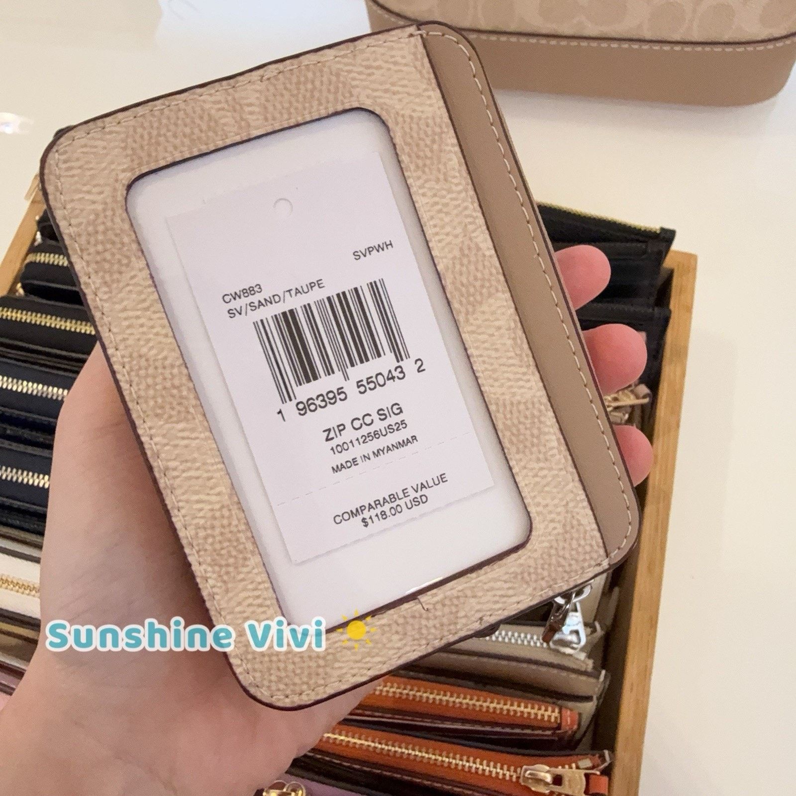 Coach NWT Coach CW883 Zip Card Case Silver/Sand/Taupe Size ONE SIZE - 6 Thumbnail