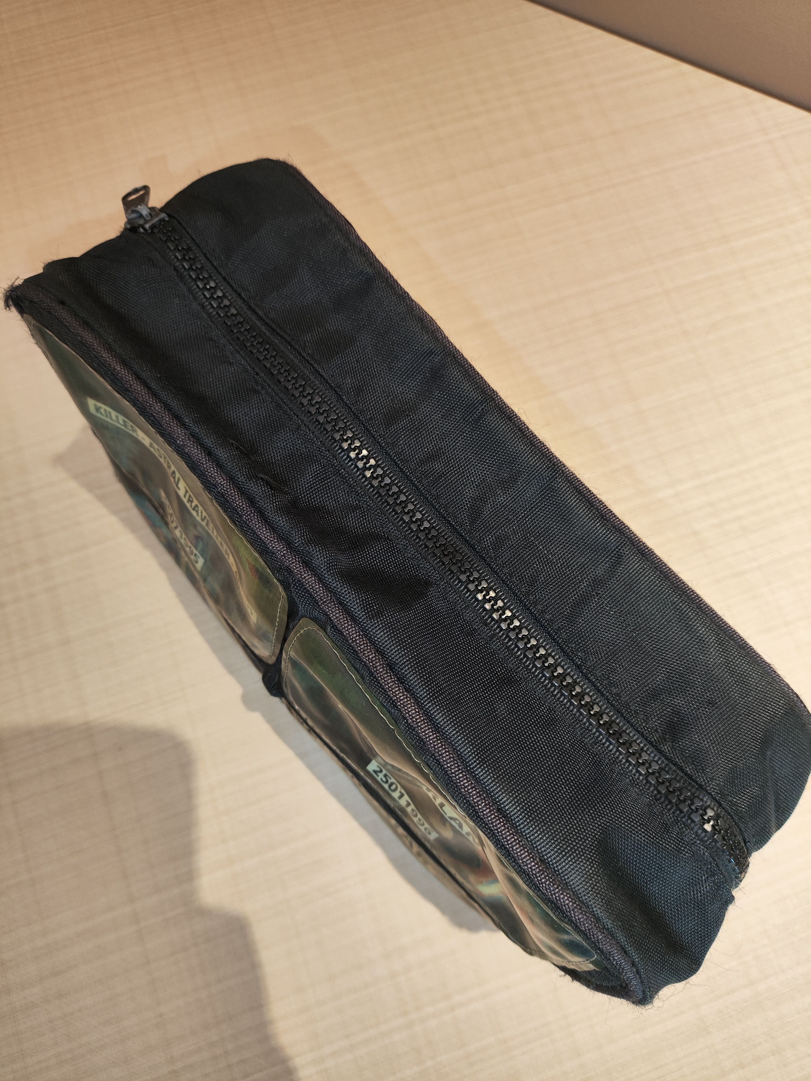 Walter Van Beirendonck HOLOGRAM COSMETICS BAG Size ONE SIZE - 4 Thumbnail