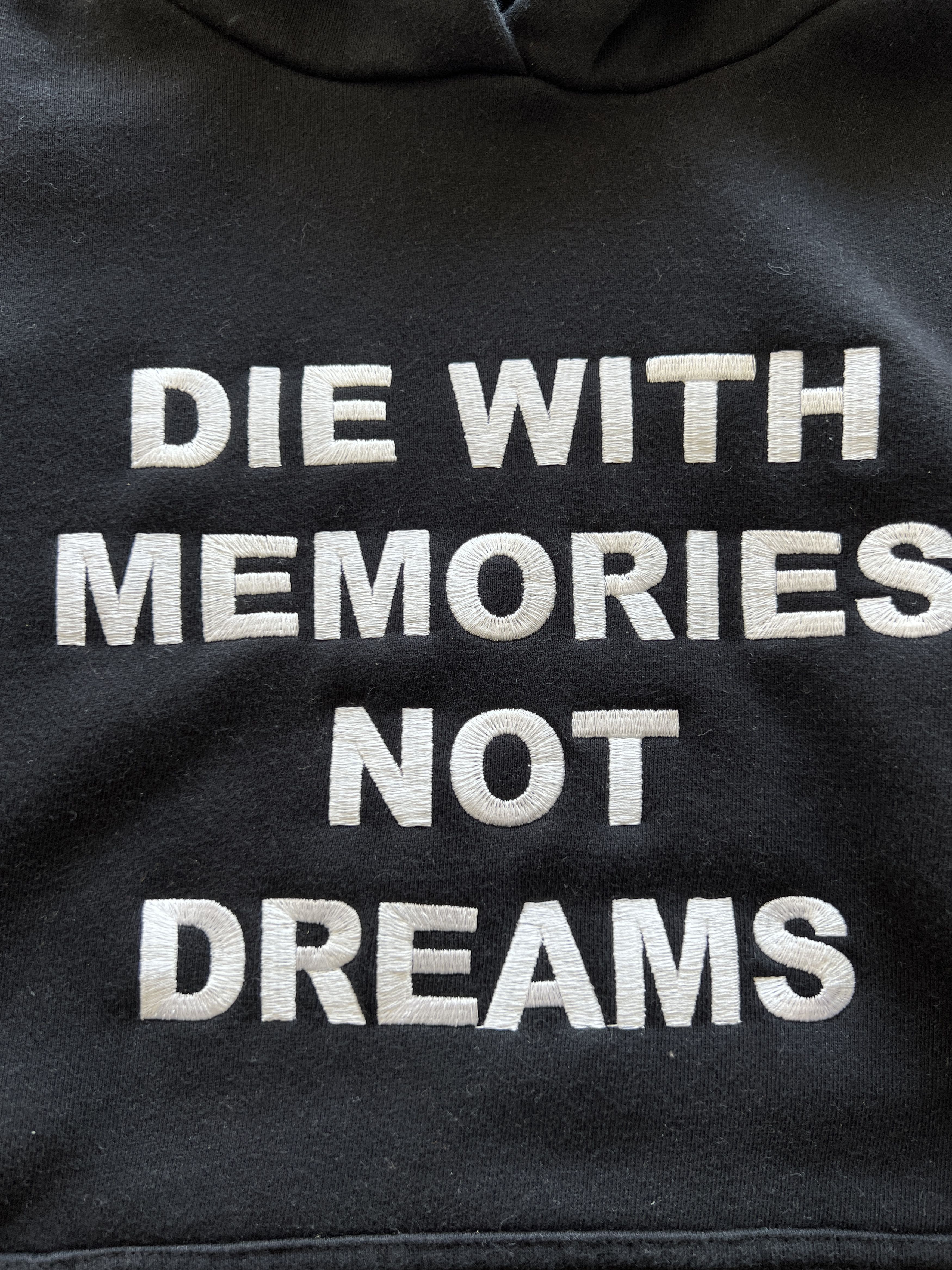 Prolific DIE WITH MEMORIES QUOTE EMBROIDERED HOODIE Size US XL / EU 56 / 4 - 2 Thumbnail