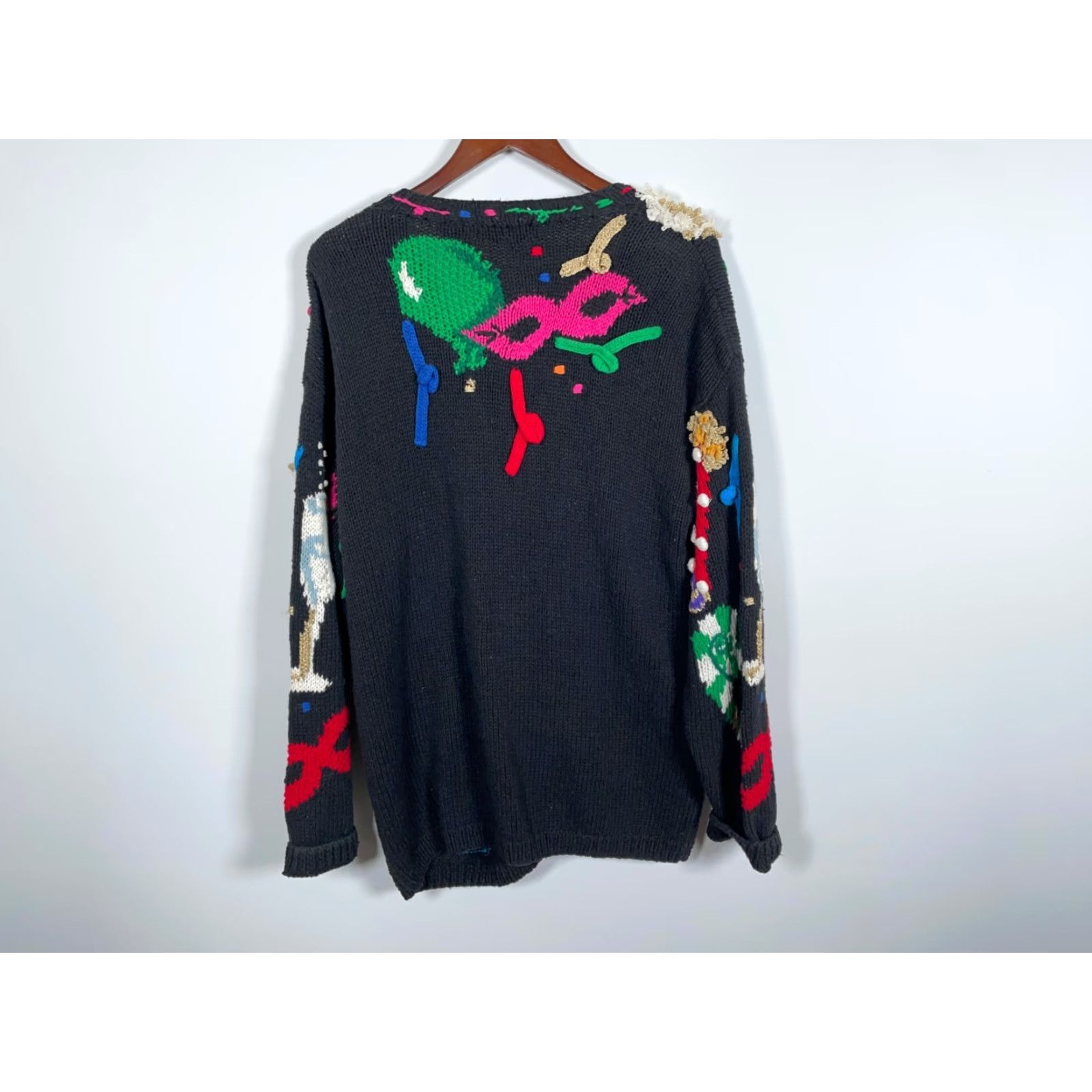 Vintage VINTAGE Eagle's Eye Cardigan Woman's Medium Black Hand Knit Crew Neck 90s Holiday Beaded Embroidered Sweater Girls/Womens? Size M / US 6-8 / IT 42-44 - 2 Thumbnail