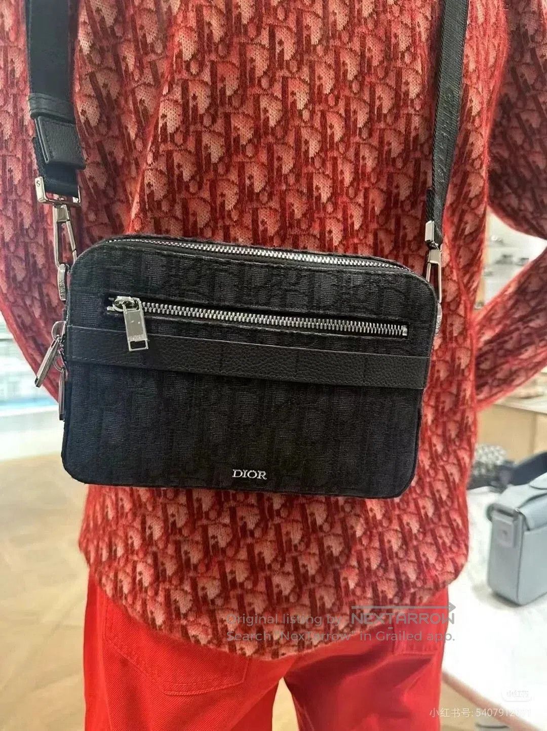 Dior Dior Men's Small Classic Monogram Camera Bag. Size ONE SIZE - 5 Thumbnail