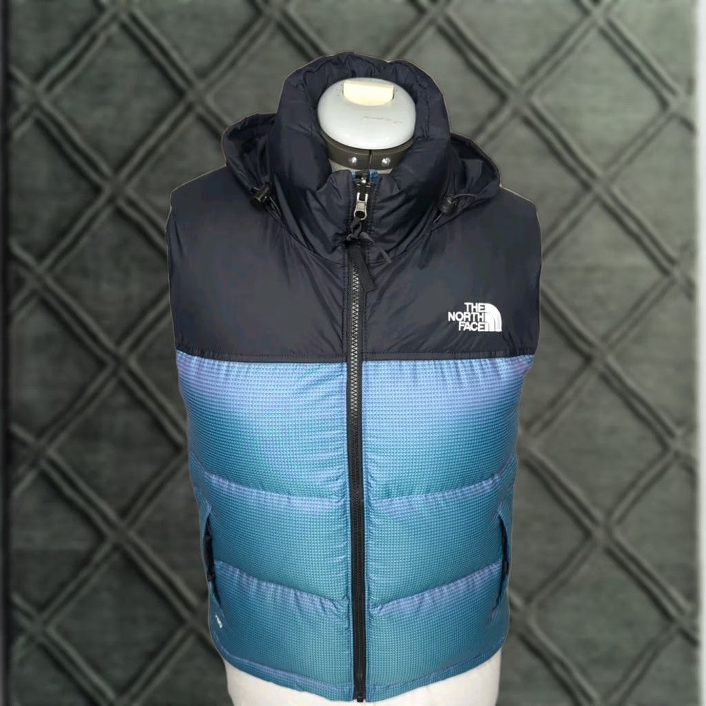 The North Face The North Face Womens Small 1996 Retro Nuptse Down Puffer Vest Jacket Blue Size S / US 4 / IT 40 - 1 Thumbnail