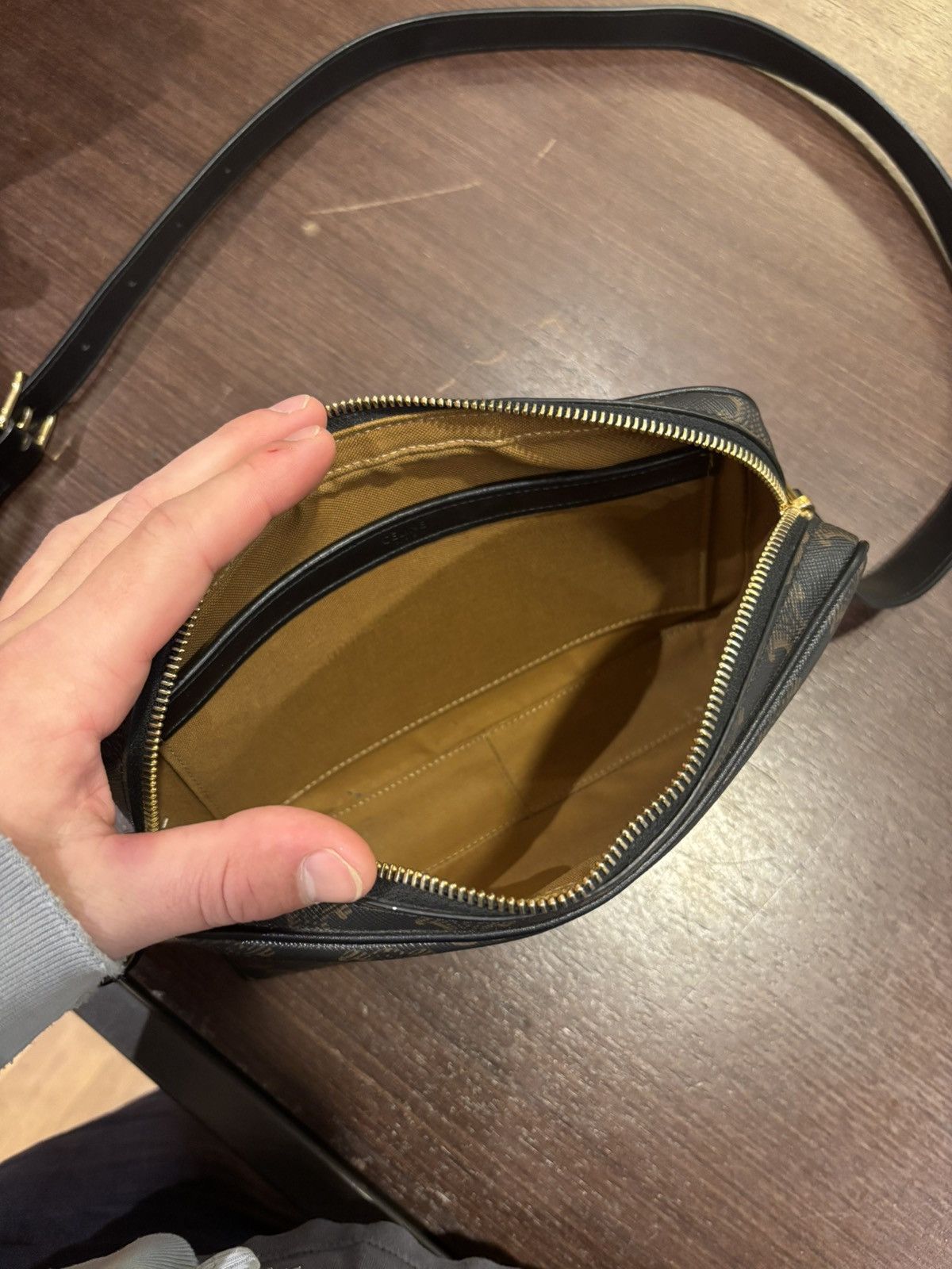 Celine Celine Monogram Side Bag Size ONE SIZE - 7 Thumbnail