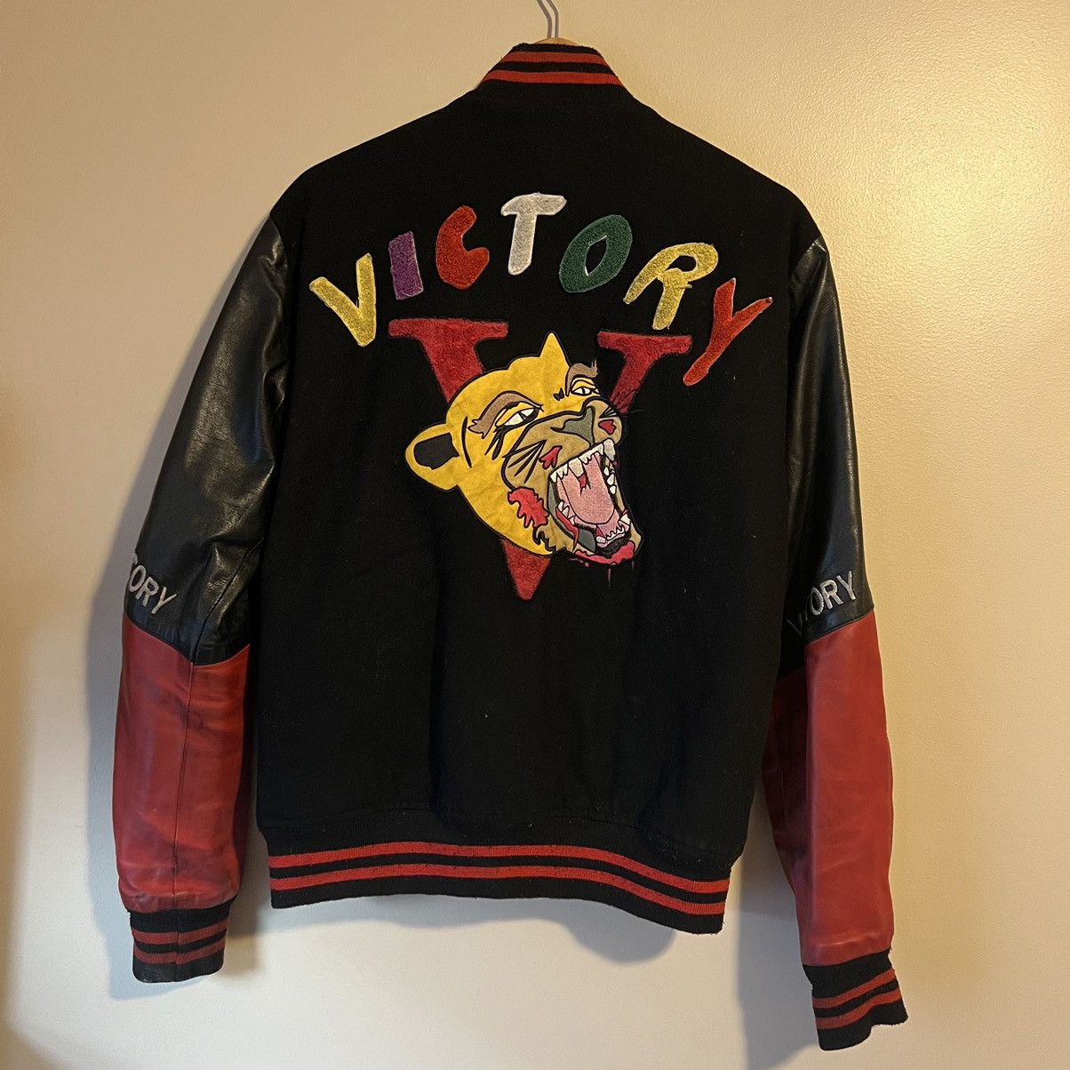 Vintage Victory Motorcycles Vintage Leather Varsity Jacket Size US M / EU 48-50 / 2 - 2 Thumbnail