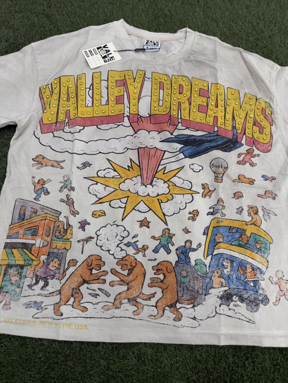 Vale Valley Dreams Chaos Bling Tee Size Large (NEW) Size US L / EU 52-54 / 3 - 4 Thumbnail