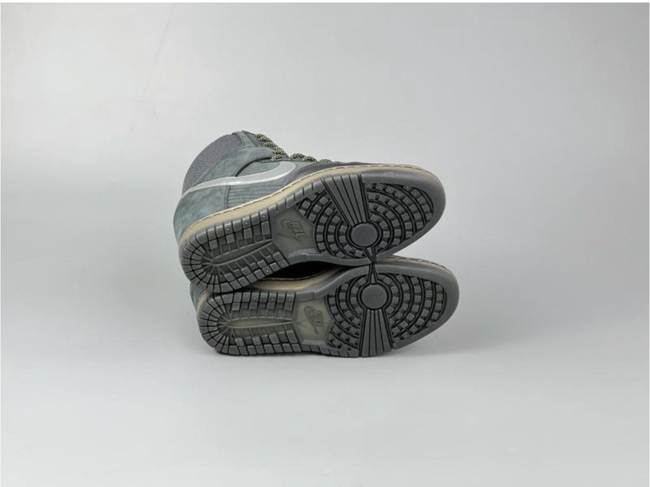 Nike Nike Dunk Sky Hi Top Sneakerboot 2.0 Women's Size US 8 Size US 8 / IT 38 - 5 Thumbnail