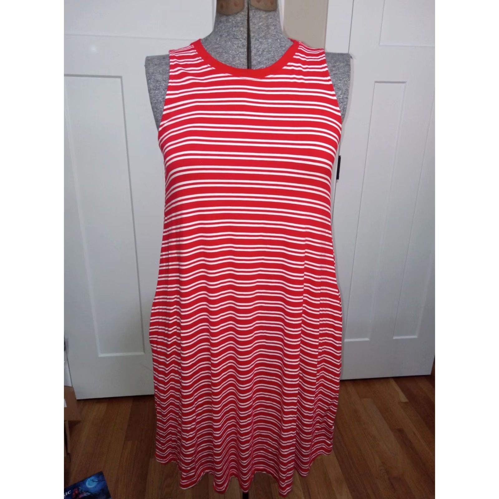 Vintage VINTAGE Time & Tru M Red and white striped ringer neck knit sheath dress POCKETS Women's XL Midi Knee Length Crew Neck Sleeveless Knit Dress Size XL / US 12-14 / IT 48-50 - 5 Thumbnail