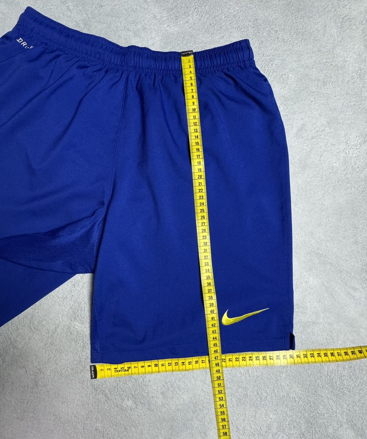 Other Barcelona 2013 2014 Goalkeeper Football Soccer Shorts Nike Size US 34 / EU 50 - 16 Thumbnail