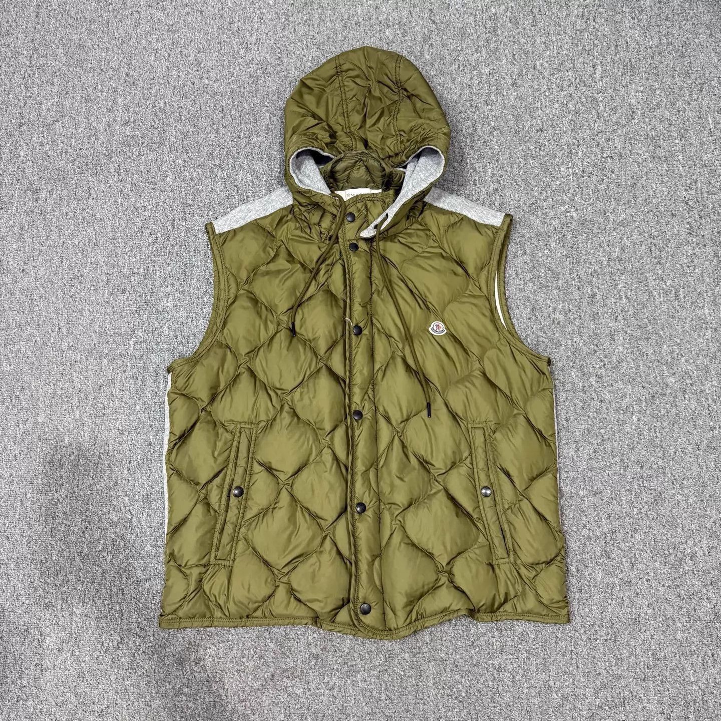 Moncler Moncler Olive Green Logo Down Vest XXXL 99New Size US XXL / EU 58 / 5 - 1 Thumbnail