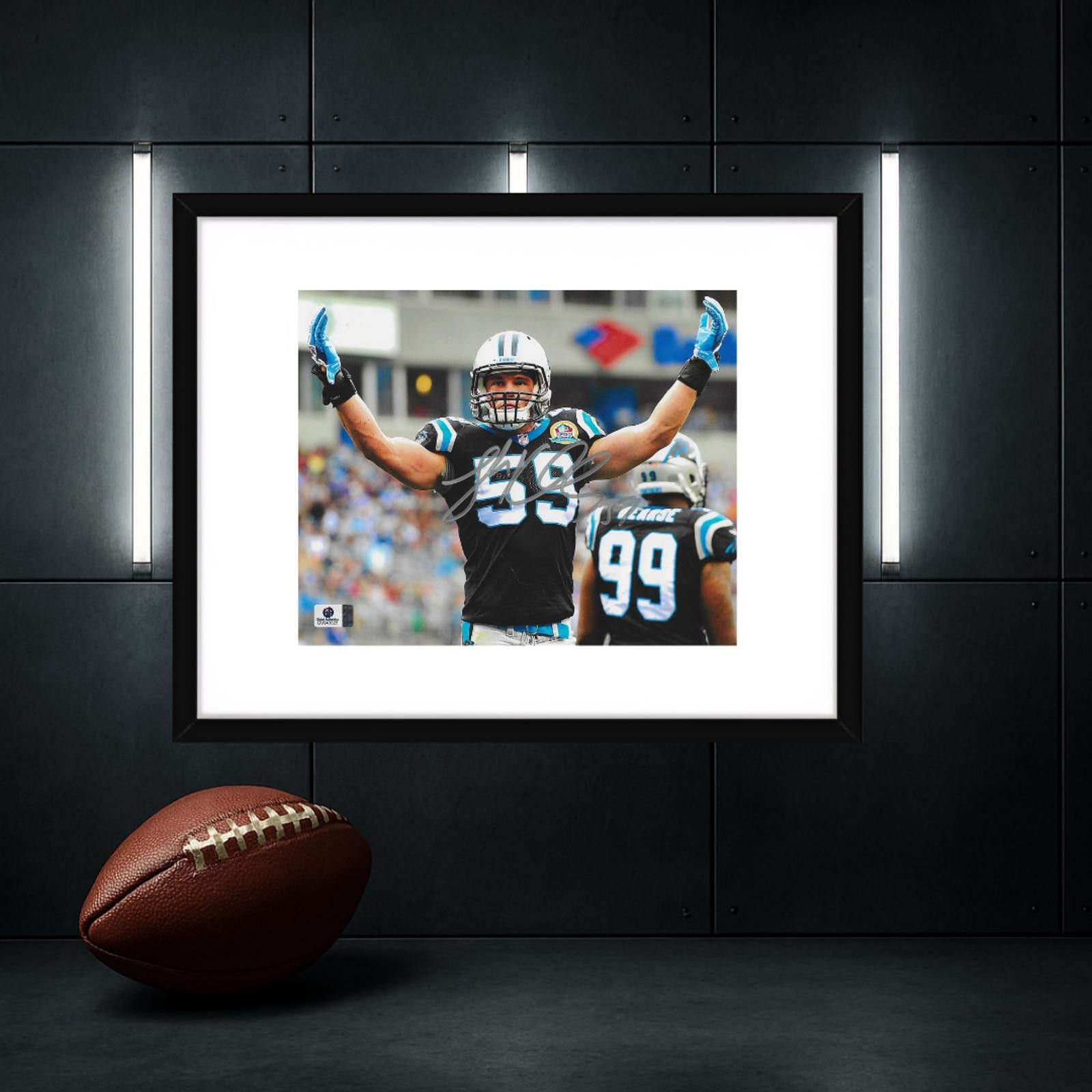 Other Luke Kuechly Autographed 8x10 Photo coa Size ONE SIZE - 1 Thumbnail