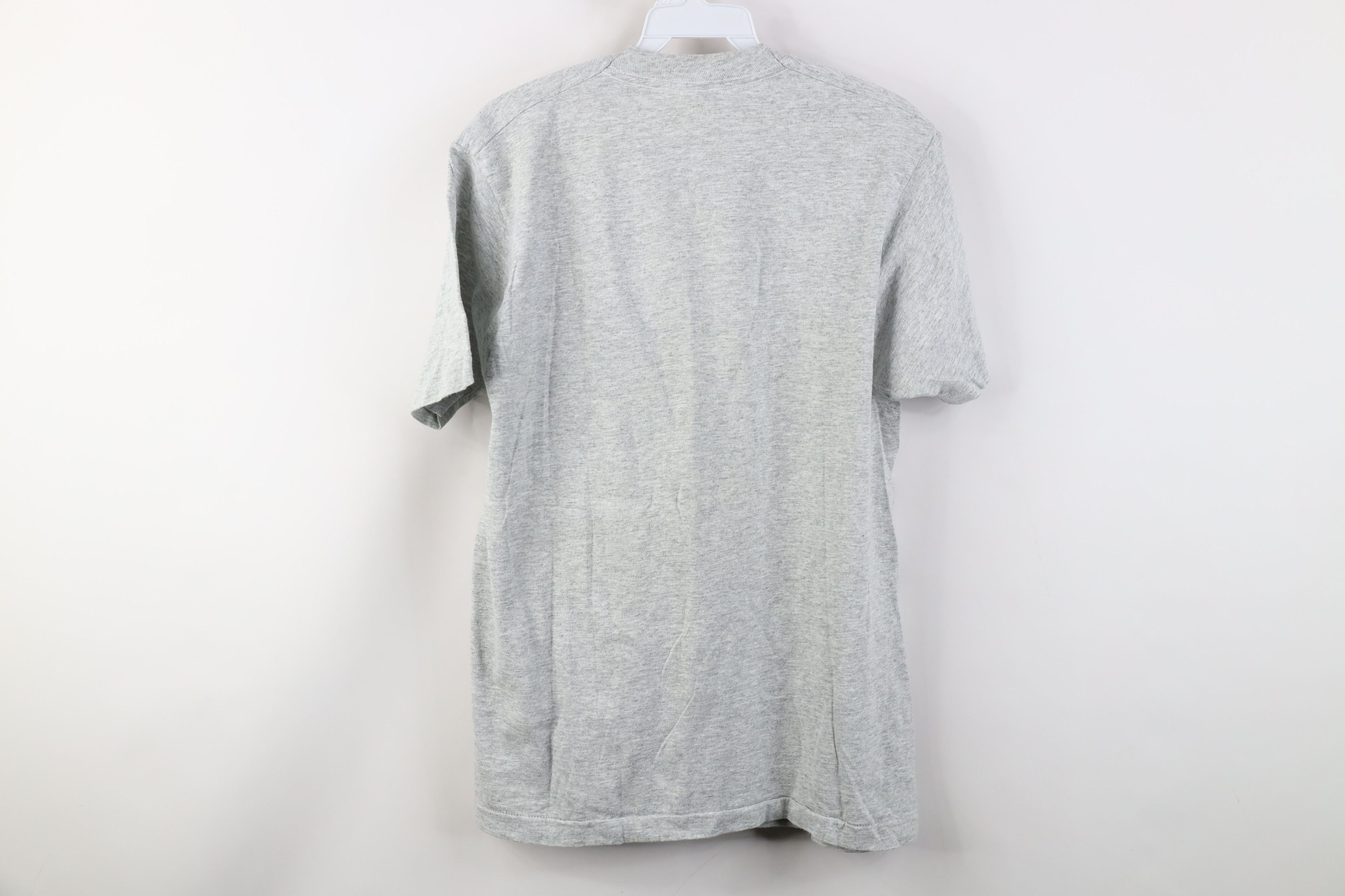 Vintage Vintage 90s Streetwear Short Sleeve Pocket T-Shirt Gray USA Size US L / EU 52-54 / 3 - 9 Thumbnail