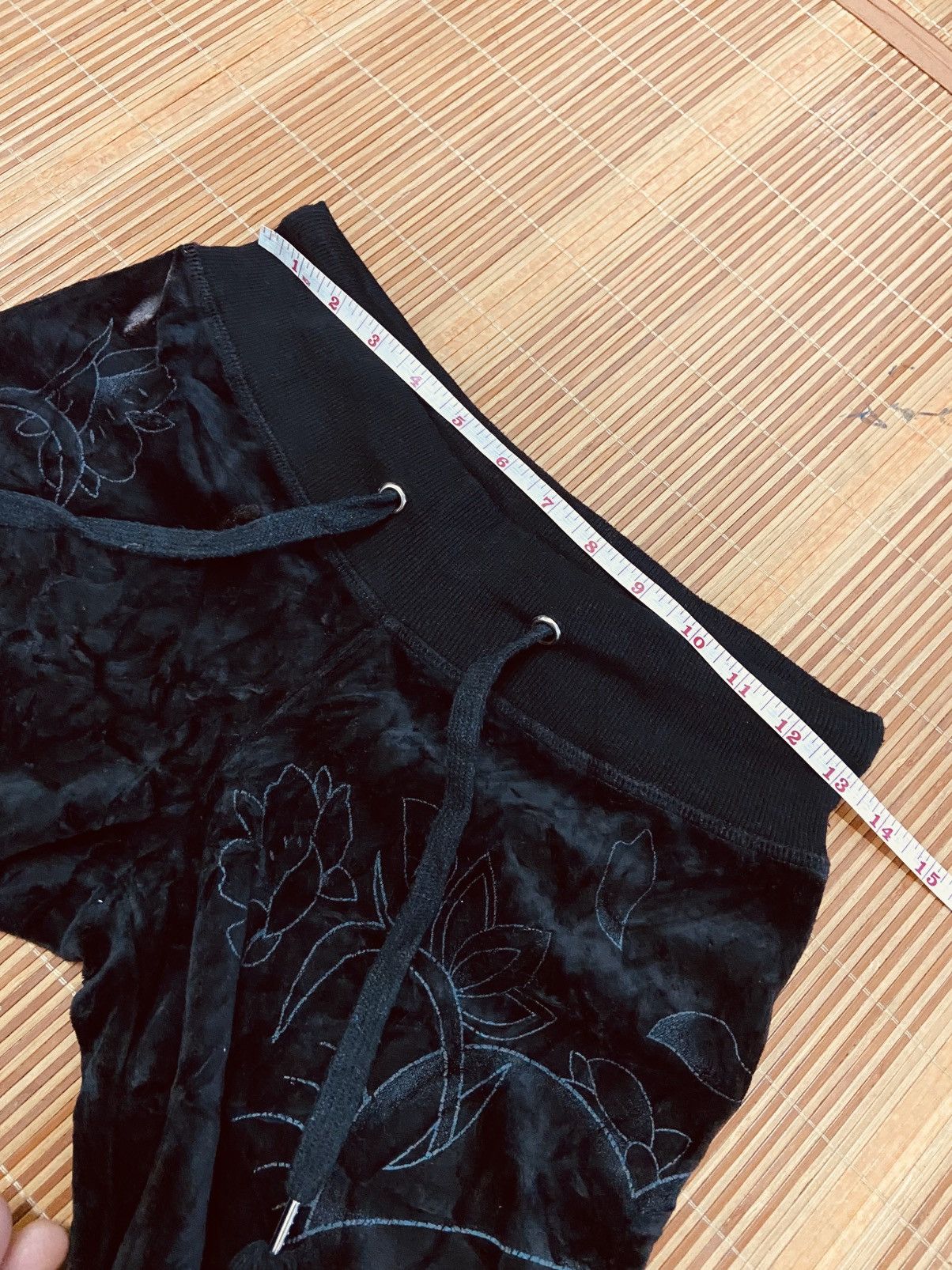 Ed Hardy ED HARDY TRUE LOVE VELVET SWEATPANTS Size 26" / US 2 / IT 38 - 7 Thumbnail
