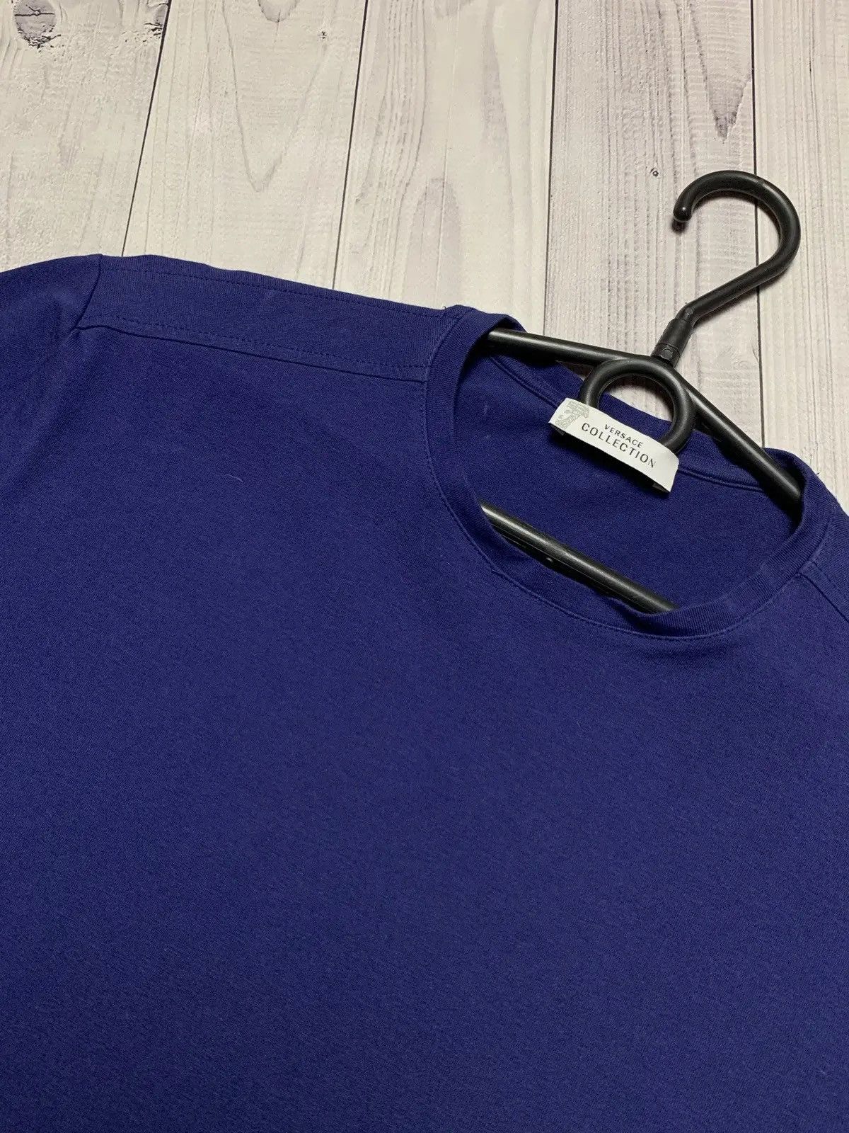 Vintage Vintage Tee Versace logo size M navy Size US M / EU 48-50 / 2 - 4 Thumbnail