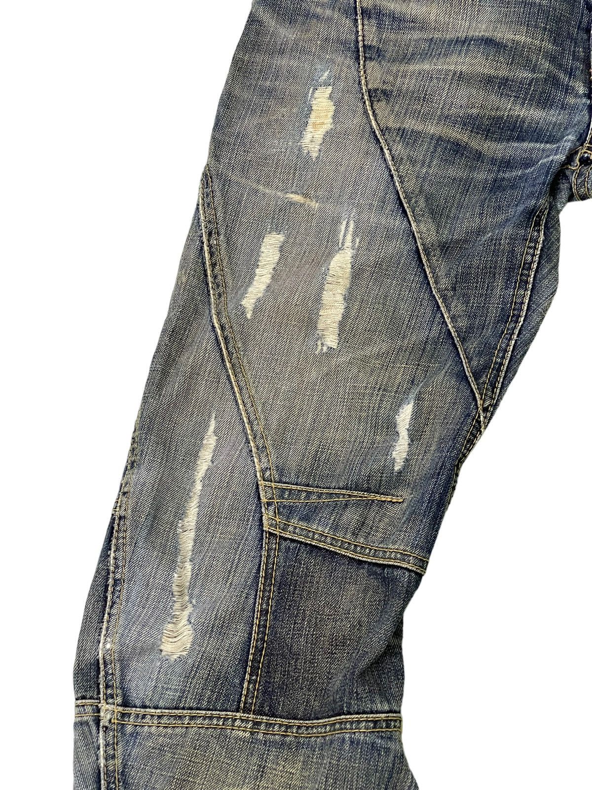 Japanese Brand Curv Leg Jeans Tough Jeans Faded Distress Regular 6🟦4 Size US 32 / EU 48 - 6 Thumbnail