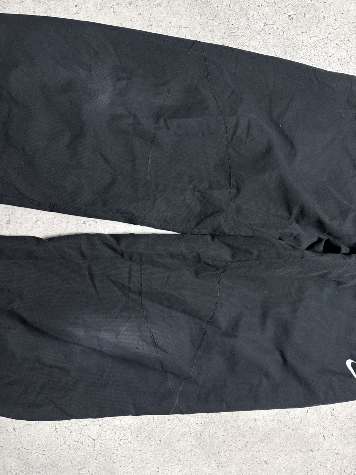 Nike Nike FC Juventus Football Track Suit Vintage Nylon Soccer Size US L / EU 52-54 / 3 - 21 Thumbnail