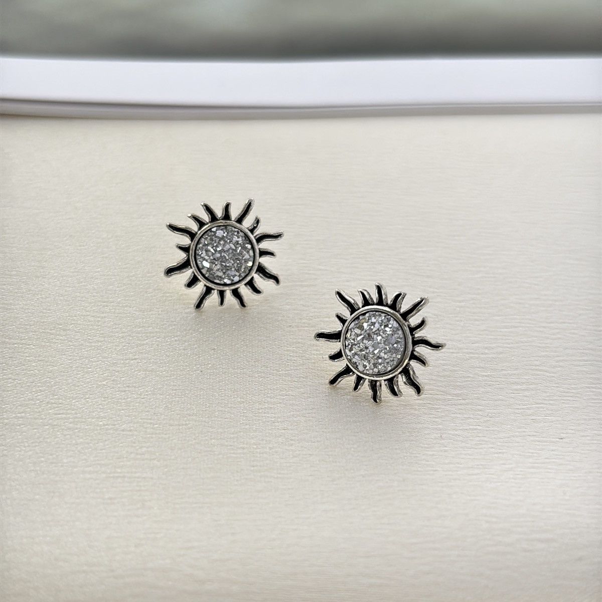 Other Sun Stud Earrings for Men Women Streetwear Punk Hip Hop Size ONE SIZE - 3 Thumbnail