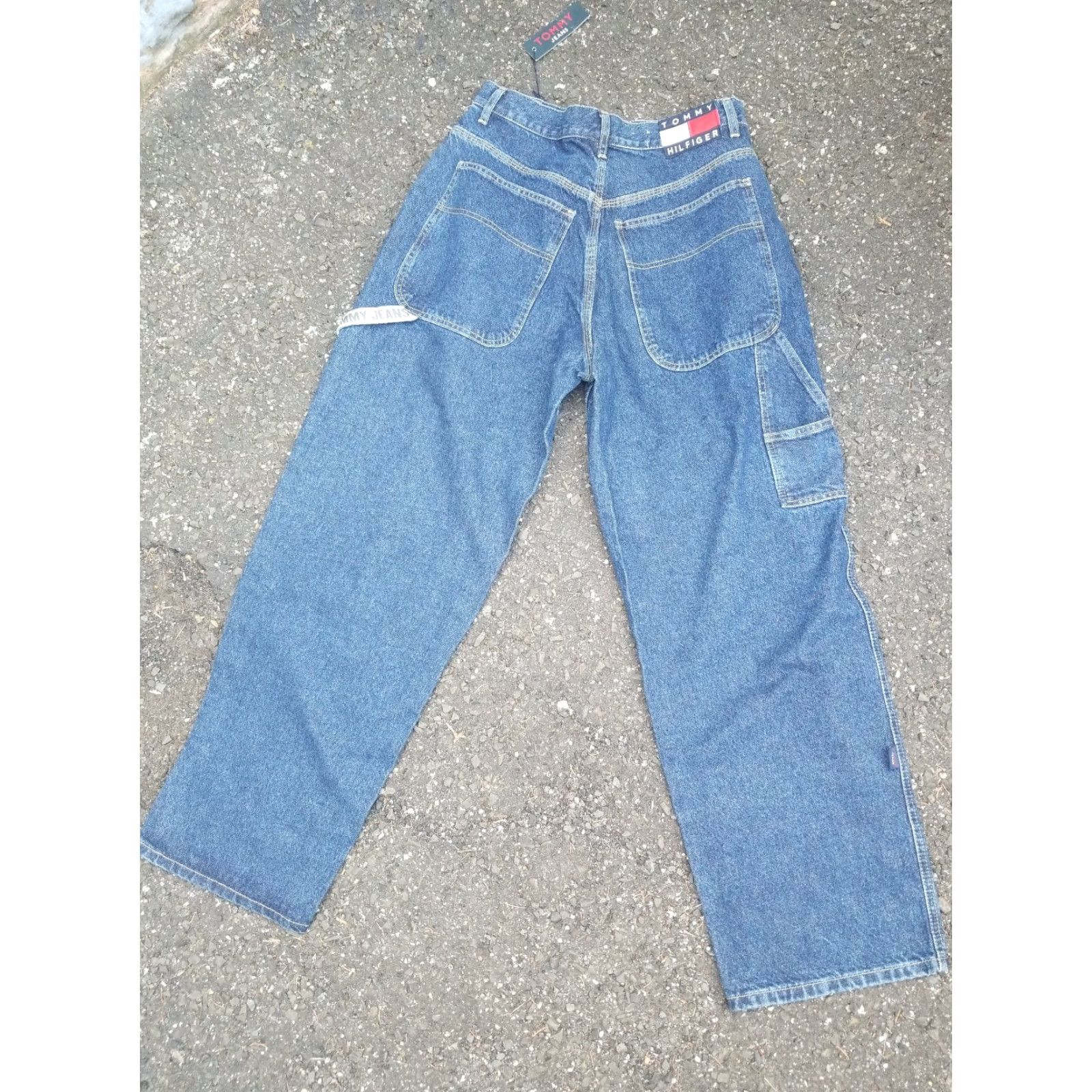 Tommy Hilfiger VINTAGE Tommy Hilfiger Patch Jeans 31x32 Blue 1990s Regular Mens/Unisex 31 Inseam 32 Tommy Jeans Spell Out Loop 31X32 Size US 31 - 5 Thumbnail