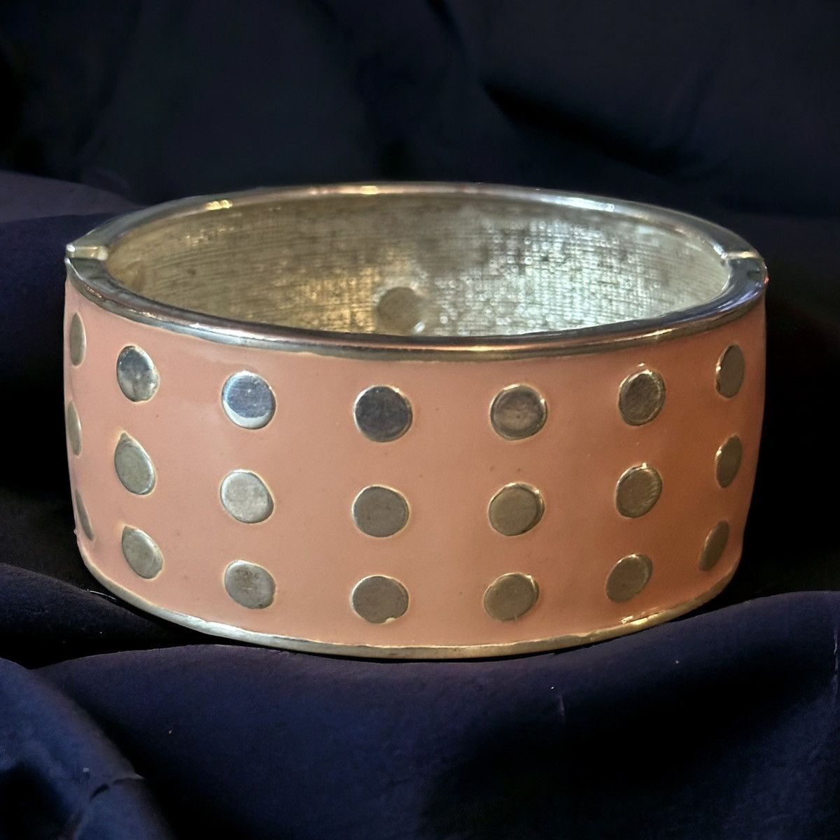 Other Enamel polka dot hinged bangle bracelet Size ONE SIZE - 1 Thumbnail