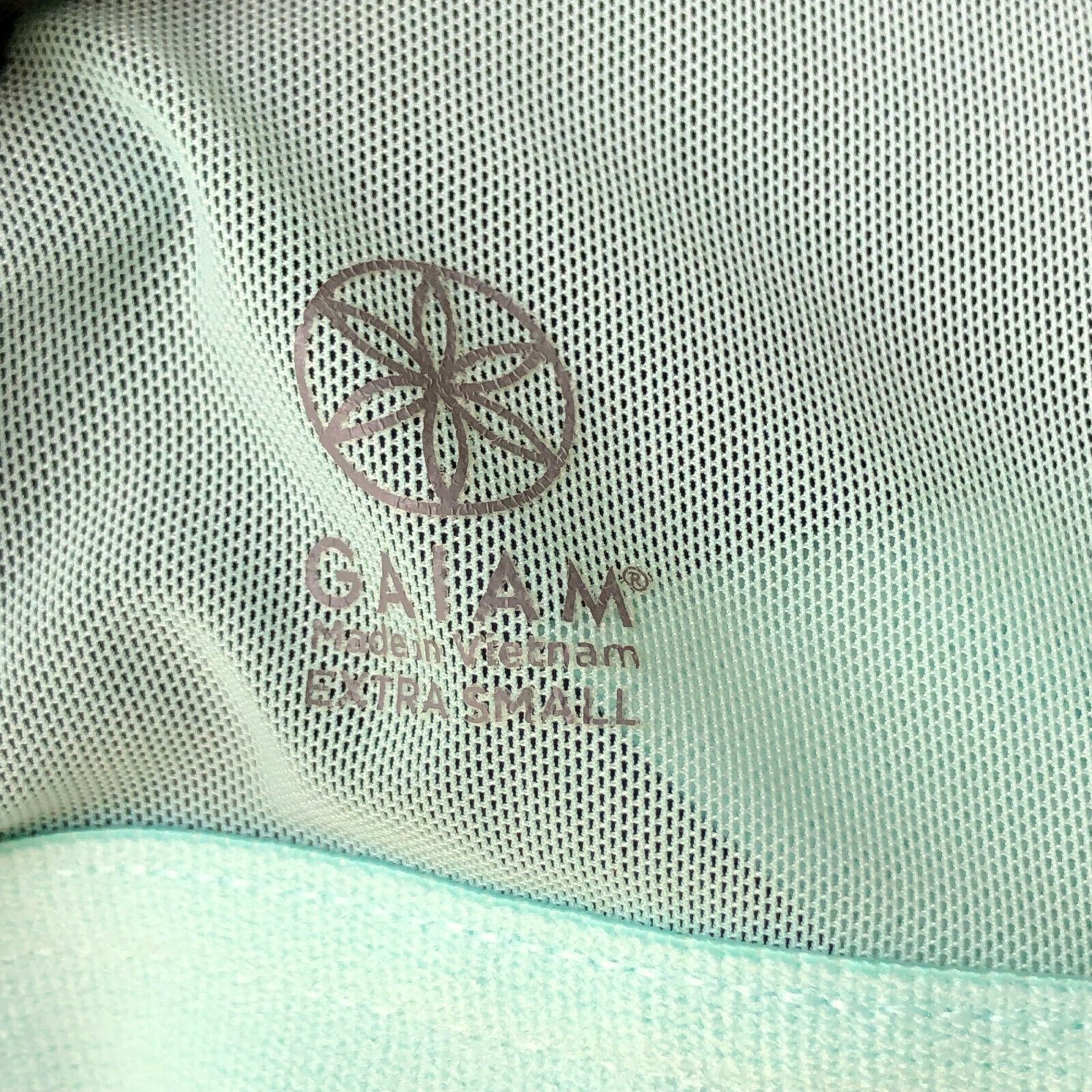 Other Gaiam Yoga Workout Top Racer-Back XS Tank Sleeveless Scoop-N Size XS / US 0-2 / IT 36-38 - 2 Thumbnail