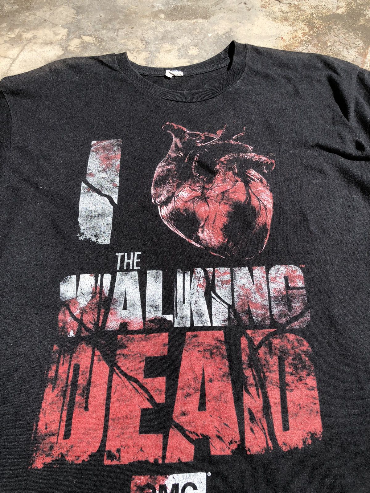 Japanese Brand × Vintage Vintage Y2K The Walking Dead Tshirts Size US M / EU 48-50 / 2 - 2 Thumbnail