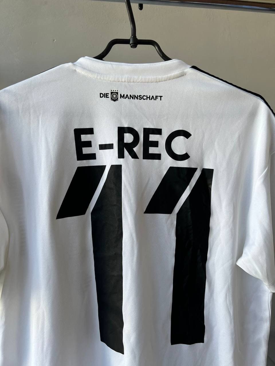 Adidas 2018/19 GERMANY TEAM #11 HOME SOCCER JERSEY FOOTBALL SHIRT L Size US L / EU 52-54 / 3 - 12 Thumbnail