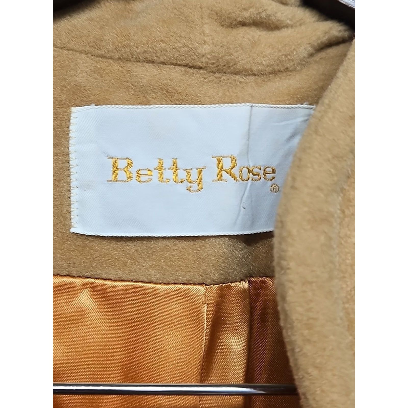 Vintage VINTAGE Betty Rose Coat Women Longline Faux Suede Trench Belted Beige Tan Lining Copper Satin 90s Y2K Womens Size M / US 6-8 / IT 42-44 - 5 Thumbnail