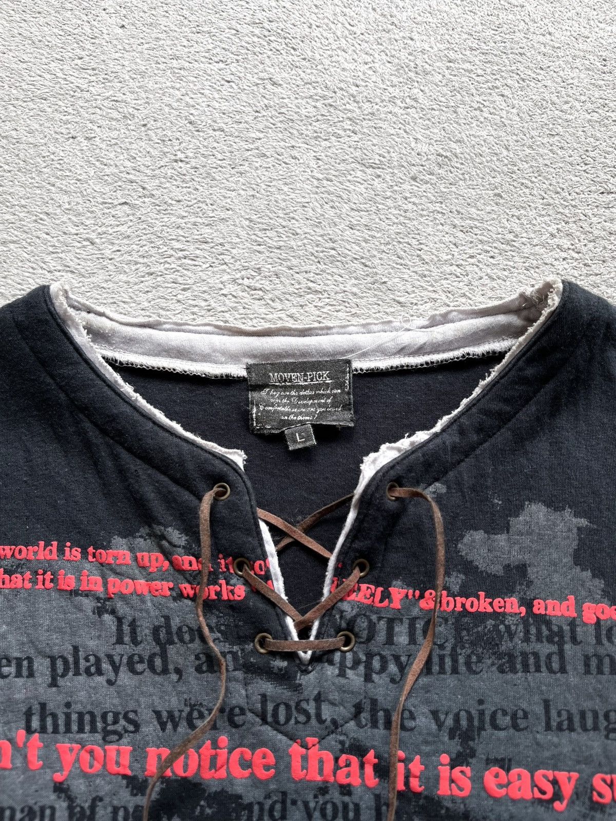 Japanese Brand Y2k Moven-Pick Laces up Poem T.shirt Size US L / EU 52-54 / 3 - 7 Thumbnail