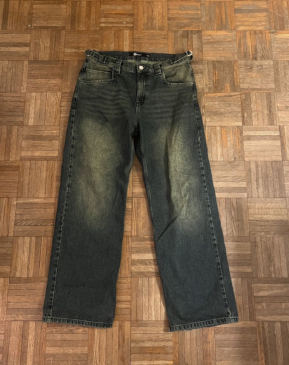 Other Vicinity green tinted jeans Size US 32 / EU 48 - 1 Thumbnail