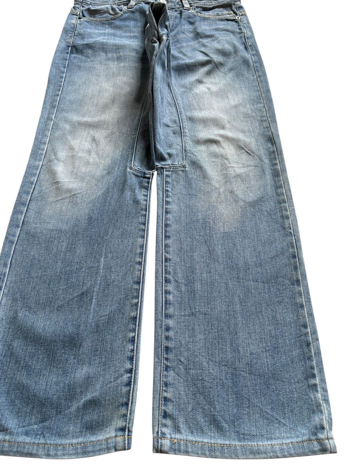 Japanese Brand Vintage Japanese Brand Faded Wash Loose Jeans Size US 30 / EU 46 - 7 Thumbnail