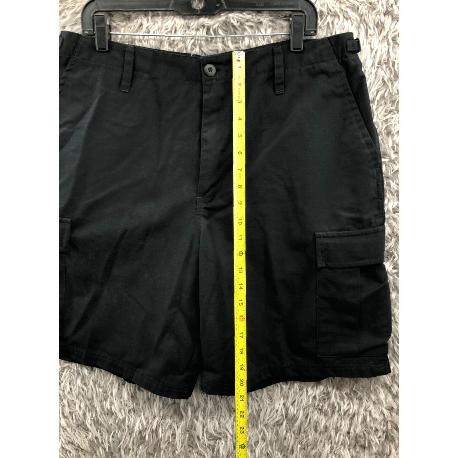 Vintage Pudala Cargo Shorts Mens Large Regular Mid Rise Dark Wash Black Cotton Blend 5-Pocket Cargo Style Logo Belt Loops Inseam 10 in Size US 33 - 3 Thumbnail