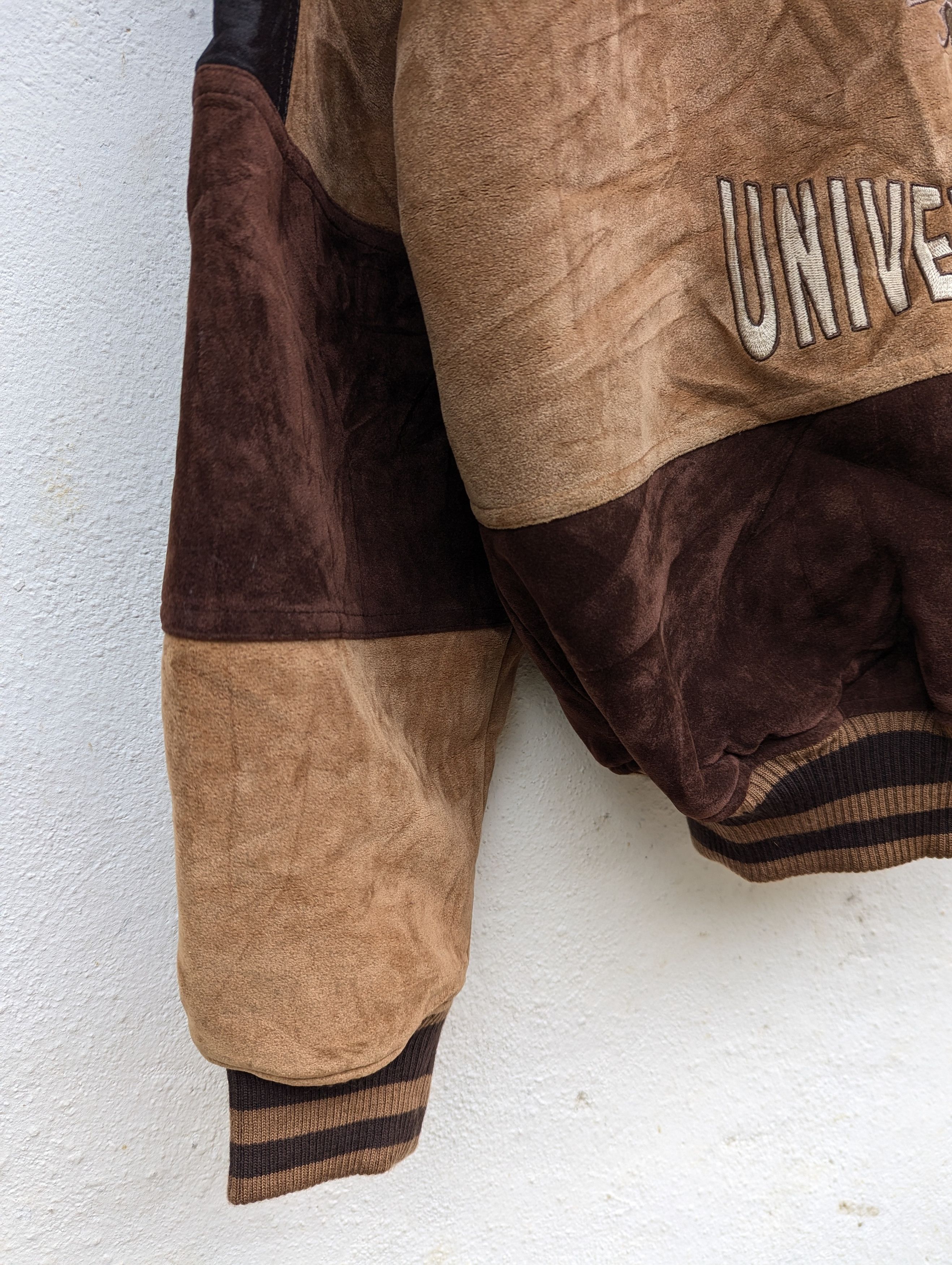 UNIVERSE HOLIDAY RABBIT BIG LOGO BACK JACKET