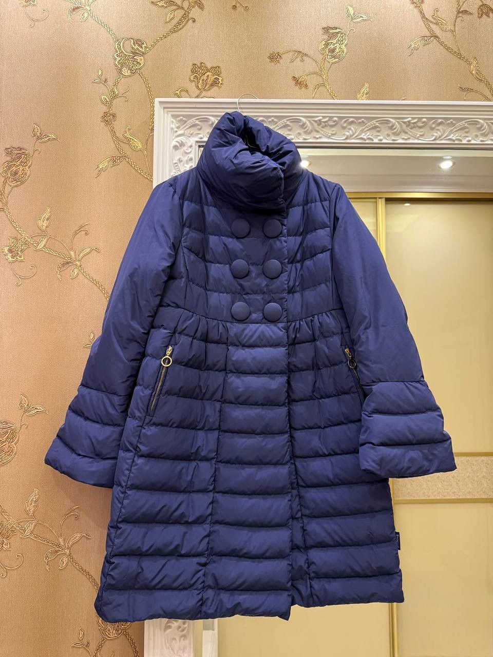 Moncler Authentic Moncler Johanna Women Down Blue Puffer Jacket Size XS / US 0-2 / IT 36-38 - 1 Thumbnail