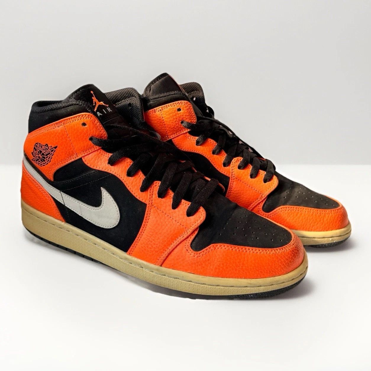 Jordan Brand Jordan 1 Black Cone US M 11.5 2018 Florescent Orange Nike Size US 11.5 / EU 44-45 - 12 Thumbnail