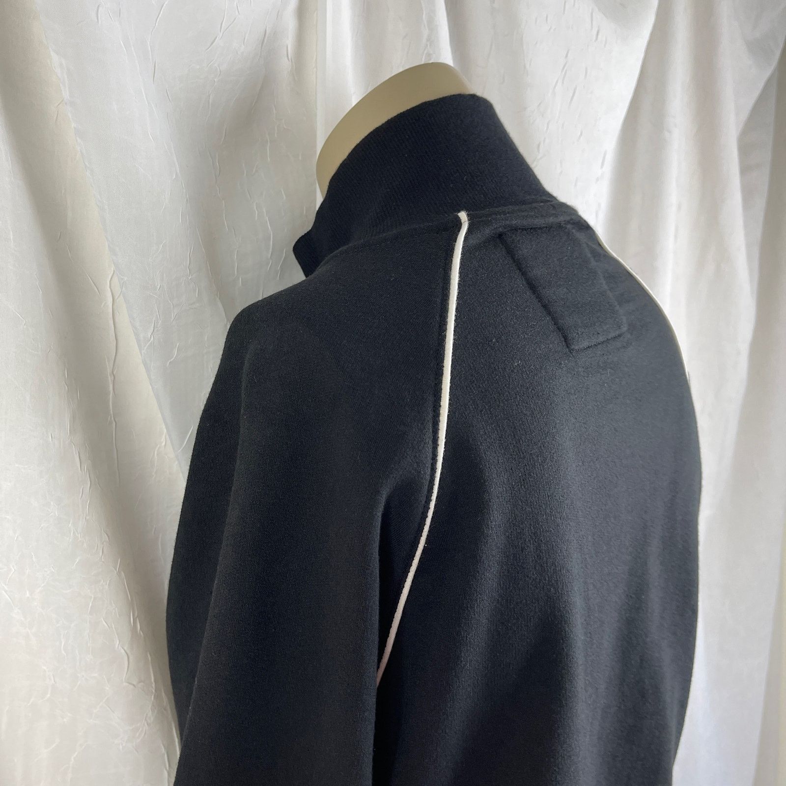 Forever 21 Black Sporty Track Jacket White Piping XXI Forever 21 Small Size S / US 4 / IT 40 - 13 Thumbnail