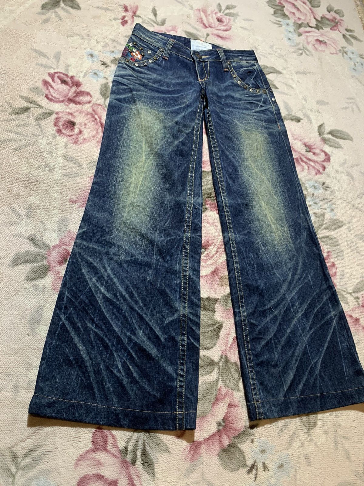 If Six Was Nine Insane 🔥 Yoshitomo nara x lolita jeans floral baggy jeans Size 29" - 5 Thumbnail