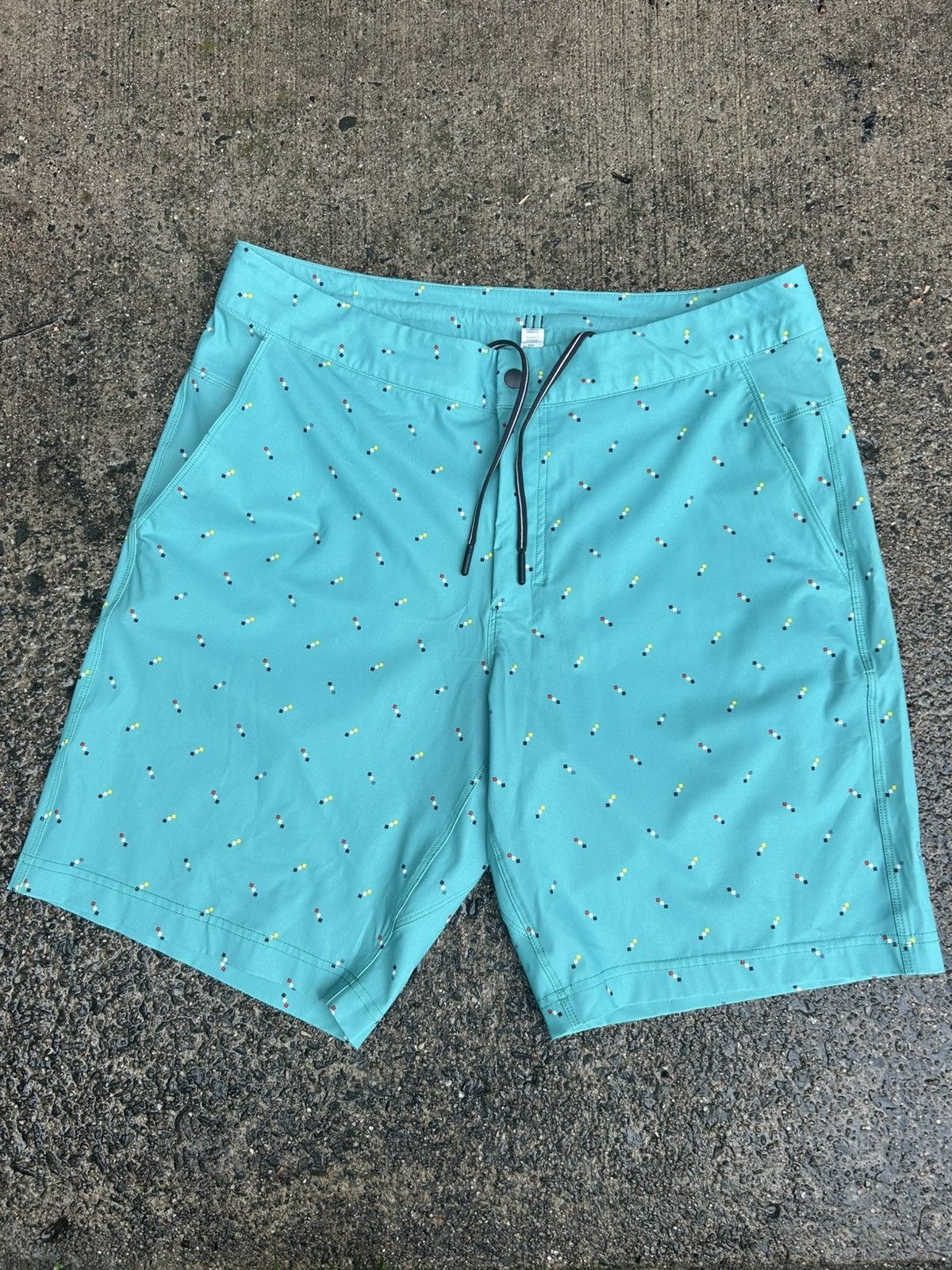 Lululemon Lululemon Men’s 5-Piece Activewear Bundle Size Medium Size US M / EU 48-50 / 2 - 4 Thumbnail