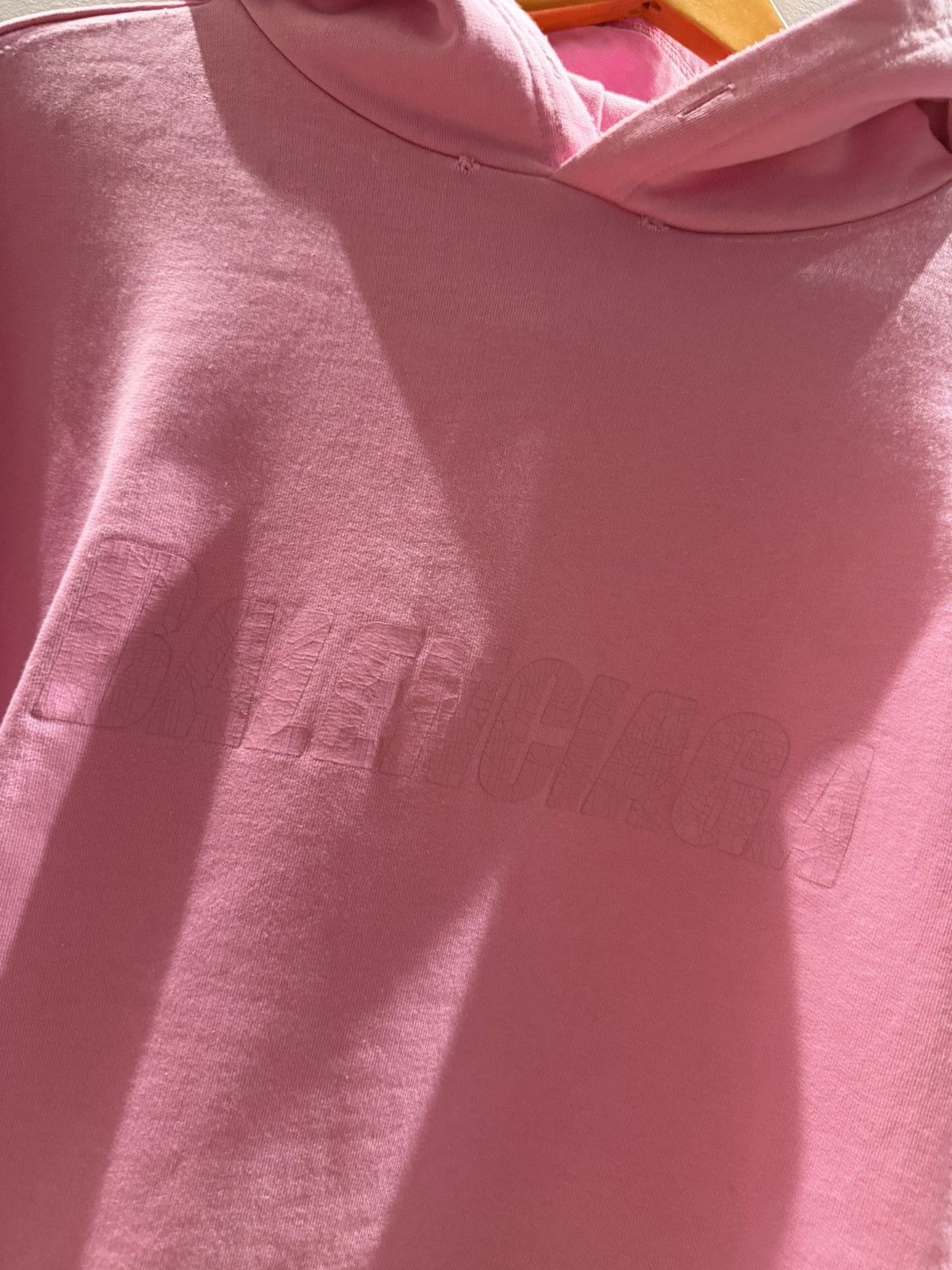 Balenciaga Balenciaga Destroyed Logo Print Hoodie Large Fit Pink XS Size US L / EU 52-54 / 3 - 3 Thumbnail