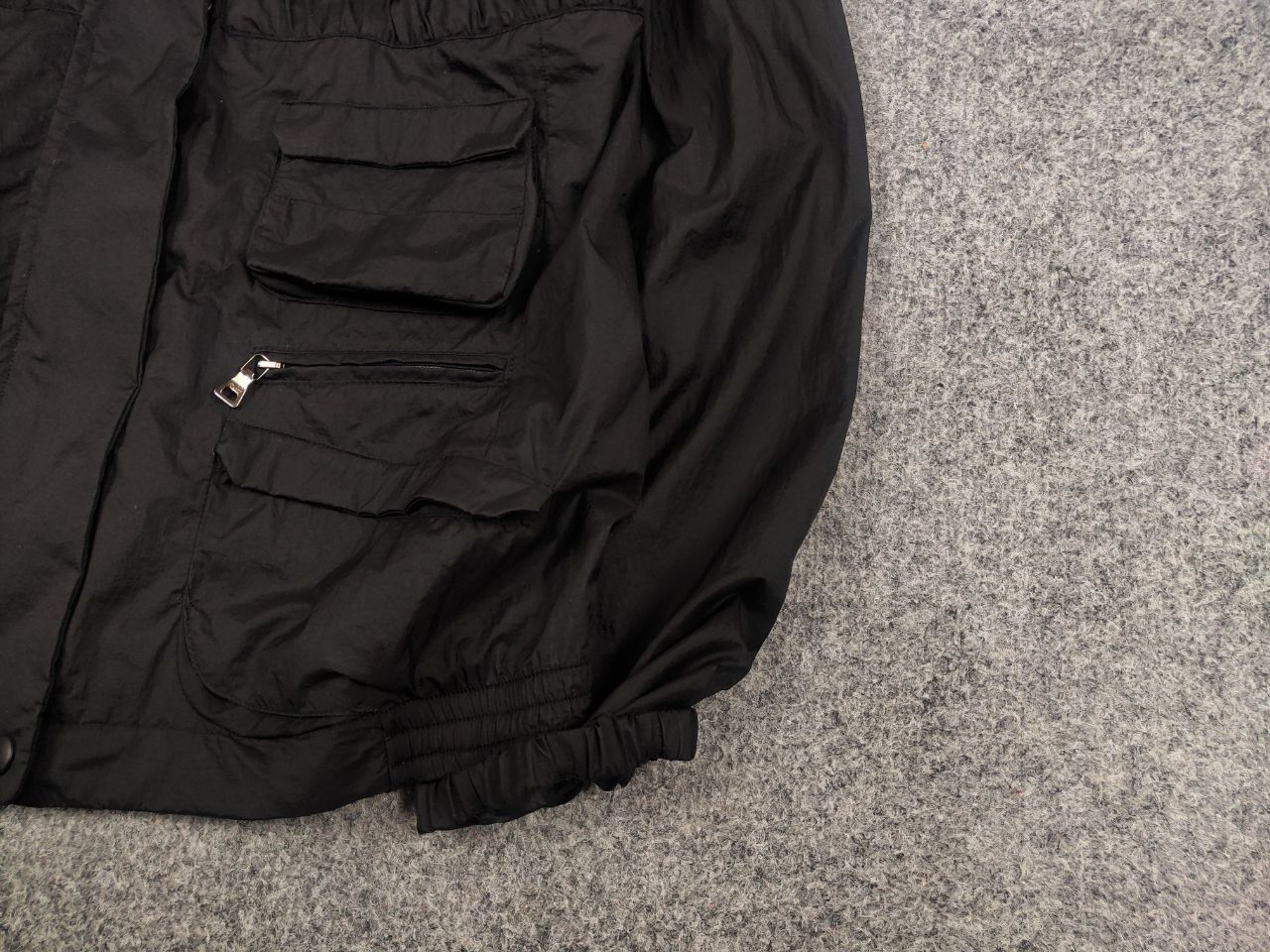 Prada Rare Prada AW07 Black Label Nylon Cargo Zip Pocket Jacket Size S / US 4 / IT 40 - 9 Thumbnail