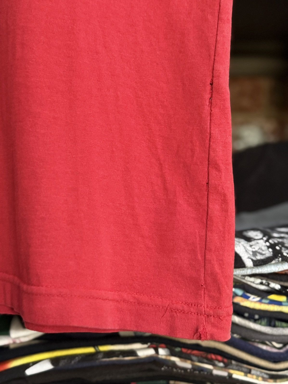 Rap Tees Thrashed Vintage 90s Conart The World Is Yours Sun Faded Tee Size US L / EU 52-54 / 3 - 6 Thumbnail