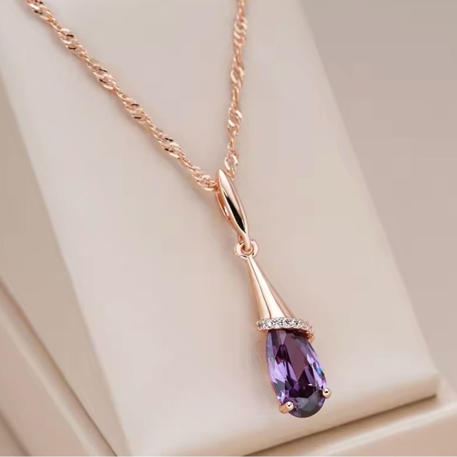 Other 585 Rose Gold Color Pendant Necklace for Women Water Drop Size ONE SIZE - 1 Thumbnail